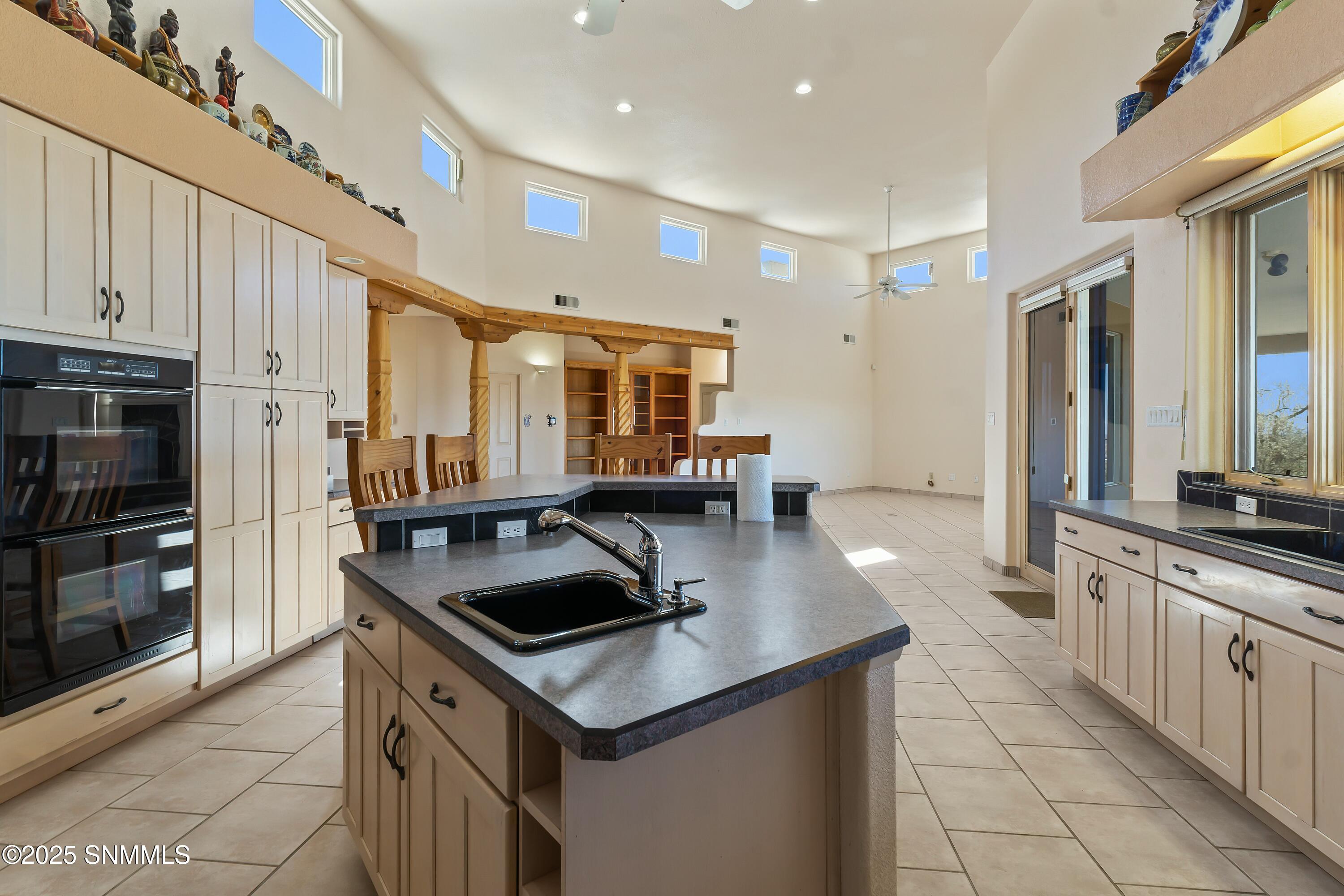 15554 Space Murals Lane Property Photo 30