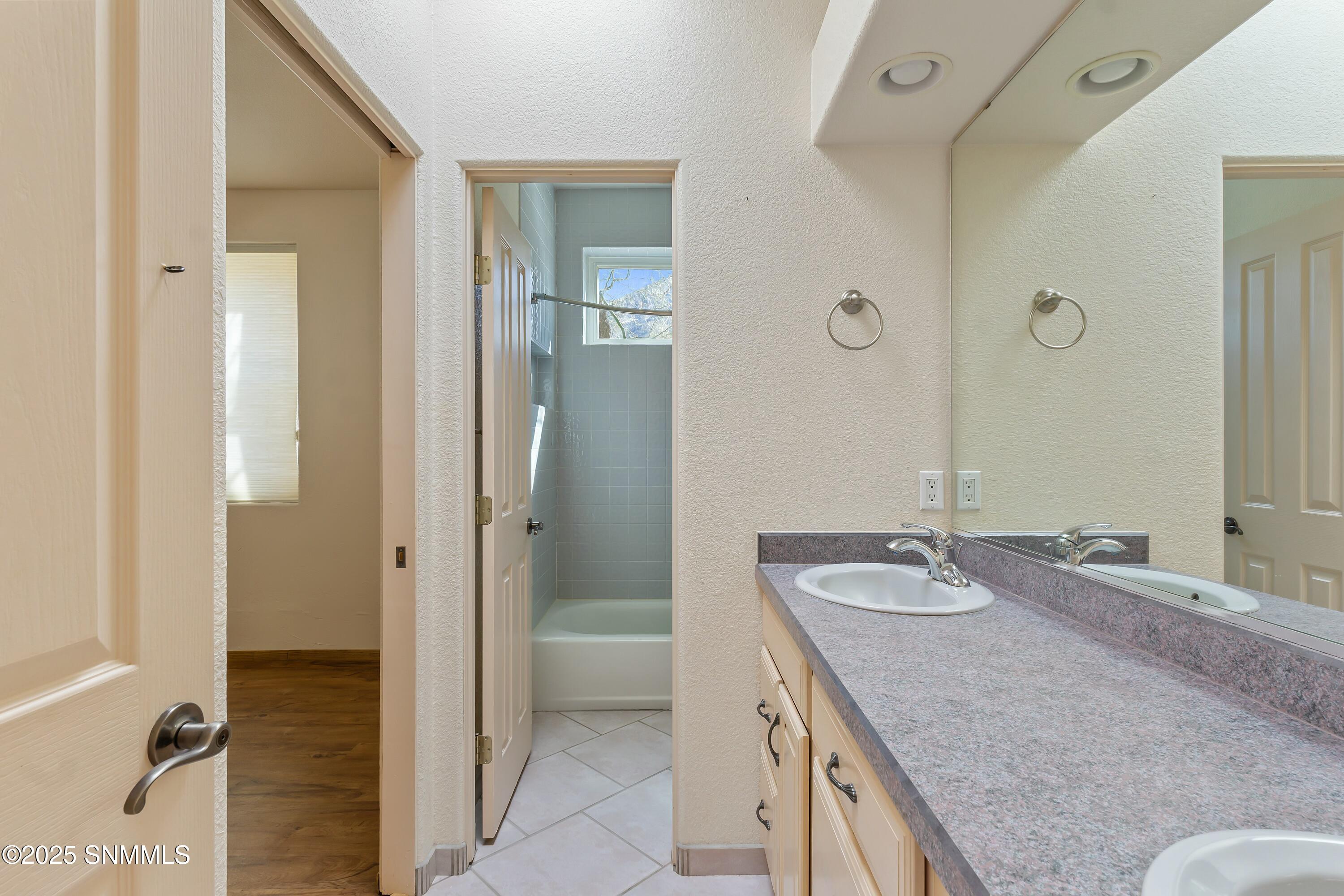 15554 Space Murals Lane Property Photo 48