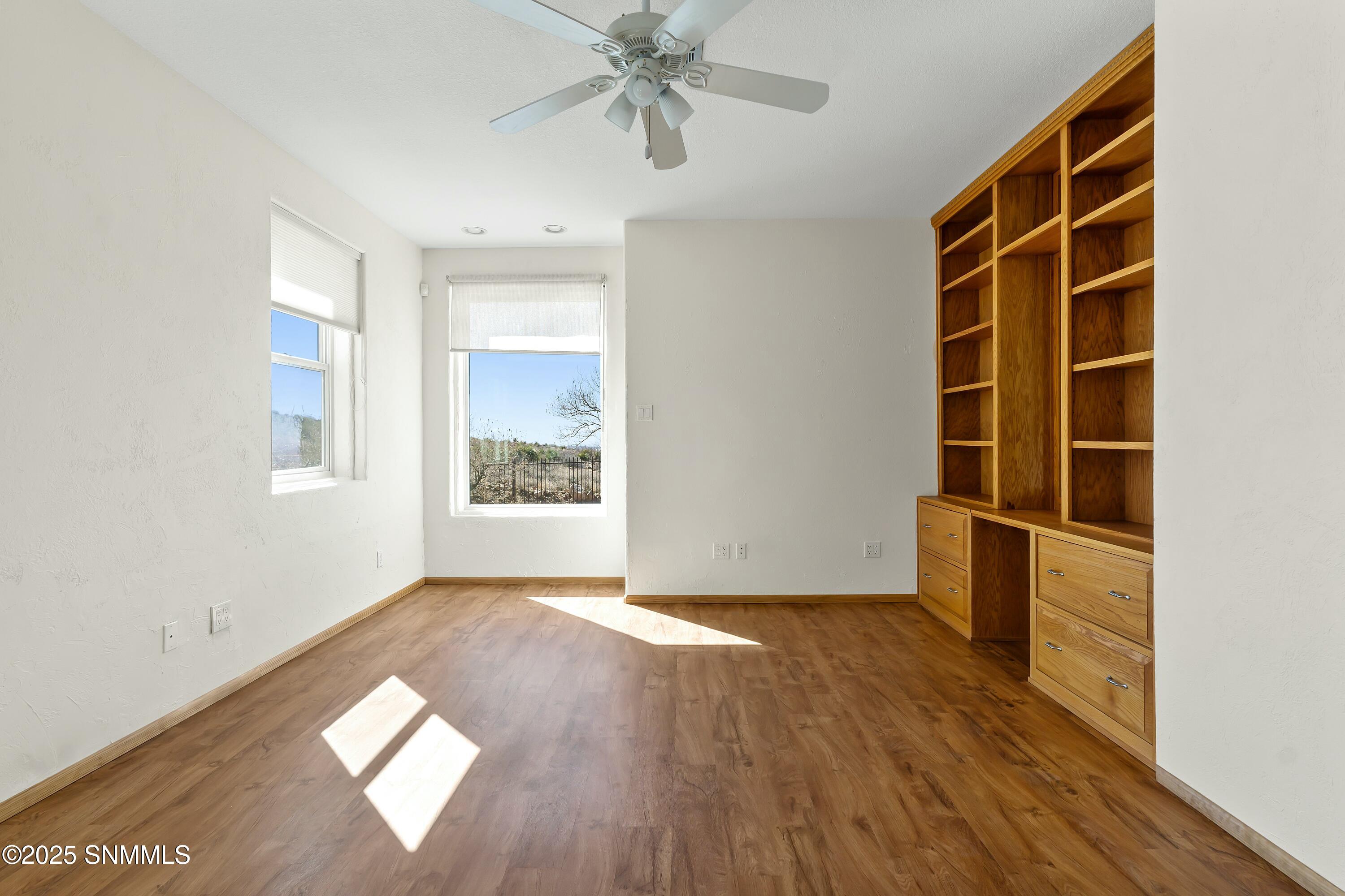 15554 Space Murals Lane Property Photo 51