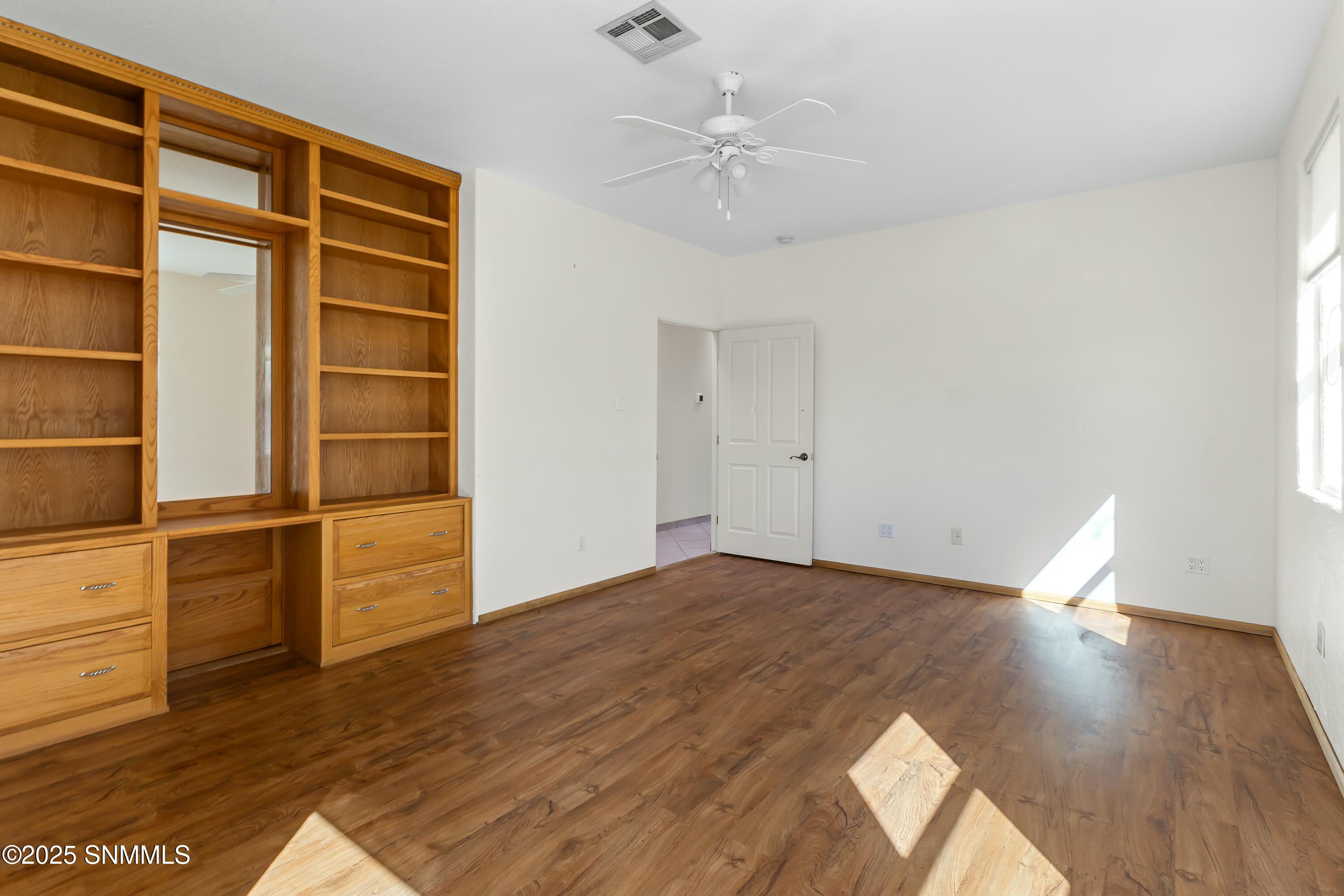 15554 Space Murals Lane Property Photo 52