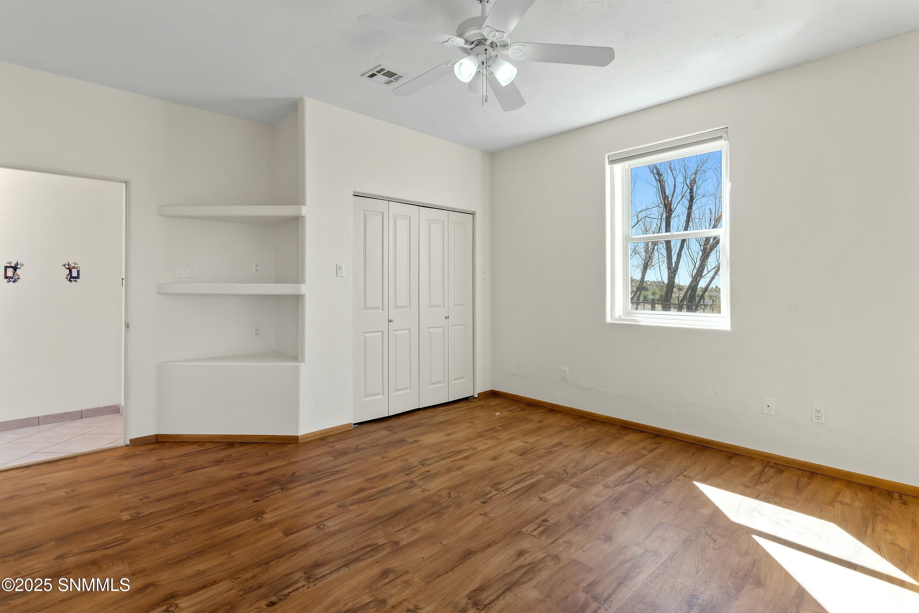15554 Space Murals Lane Property Photo 54