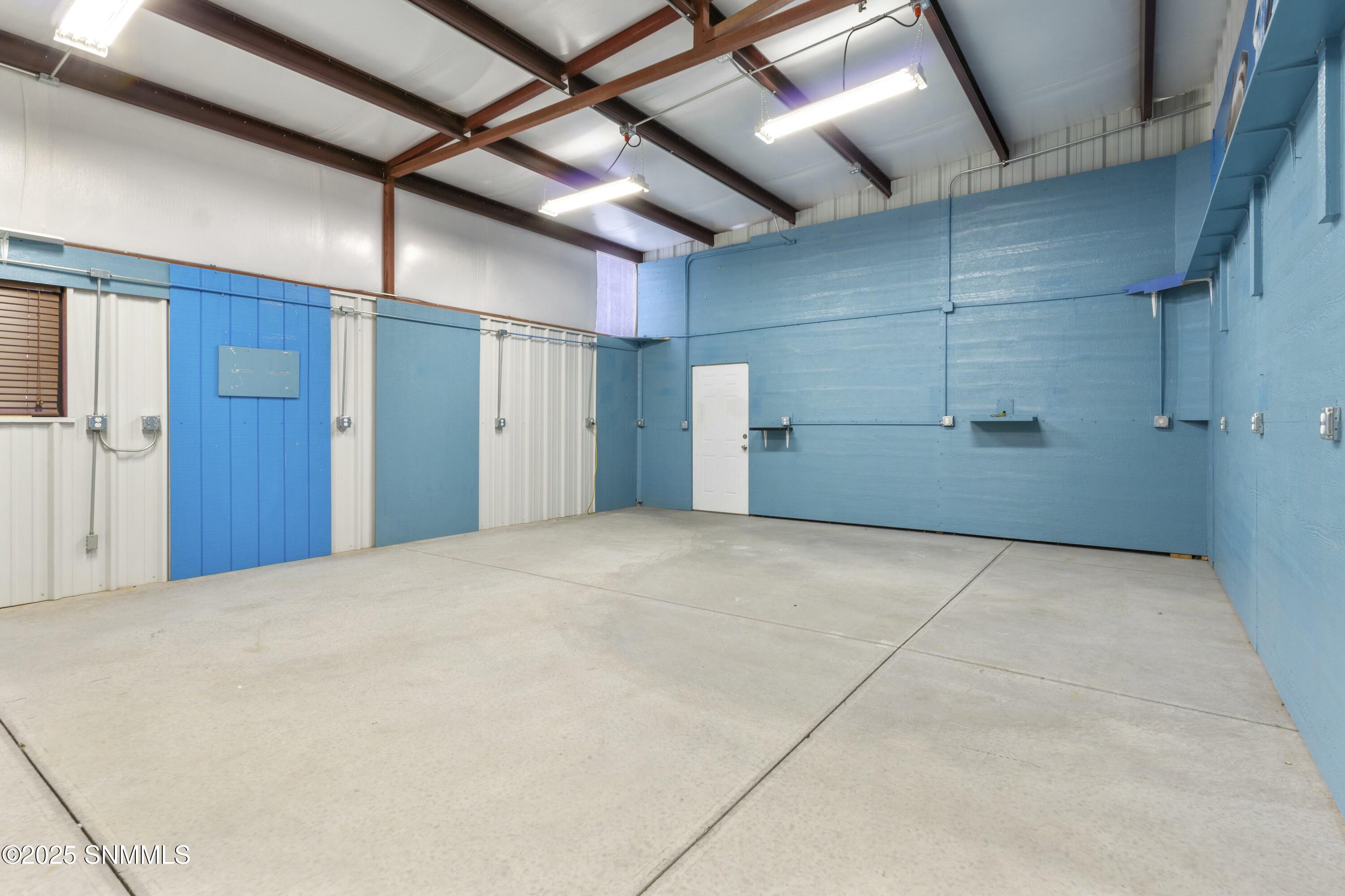 15554 Space Murals Lane Property Photo 78