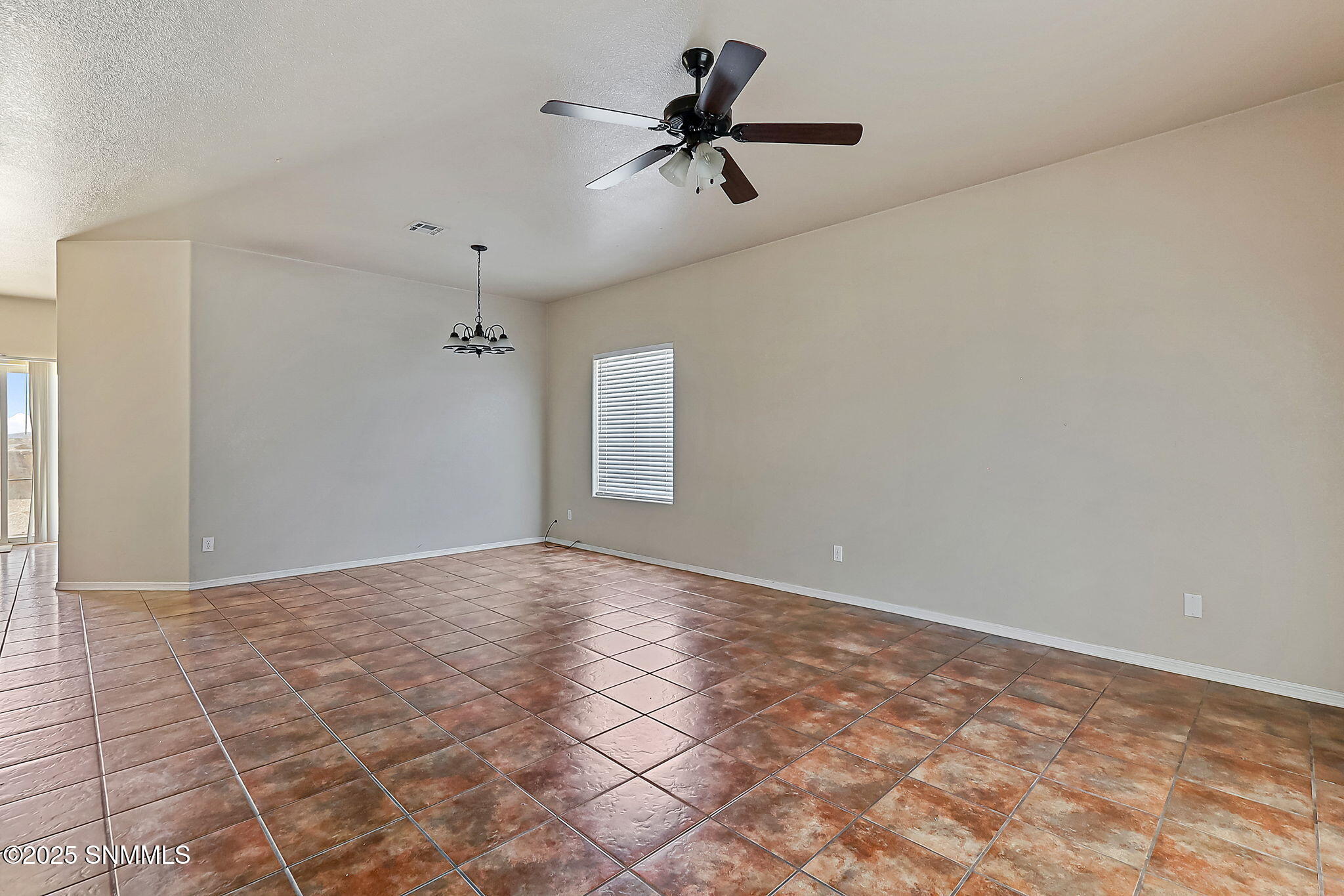 4731 Diamante Court Property Photo 4
