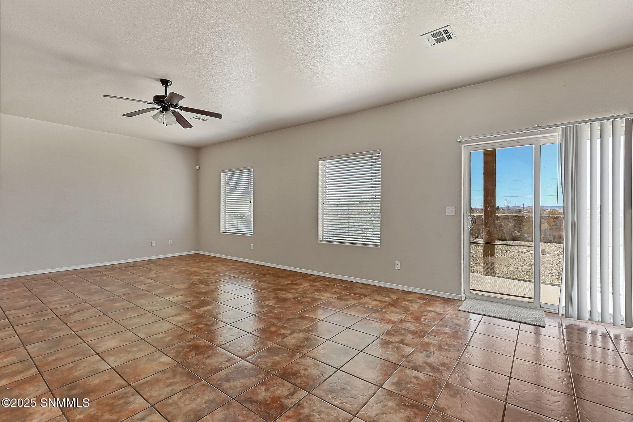 4731 Diamante Court Property Photo 9
