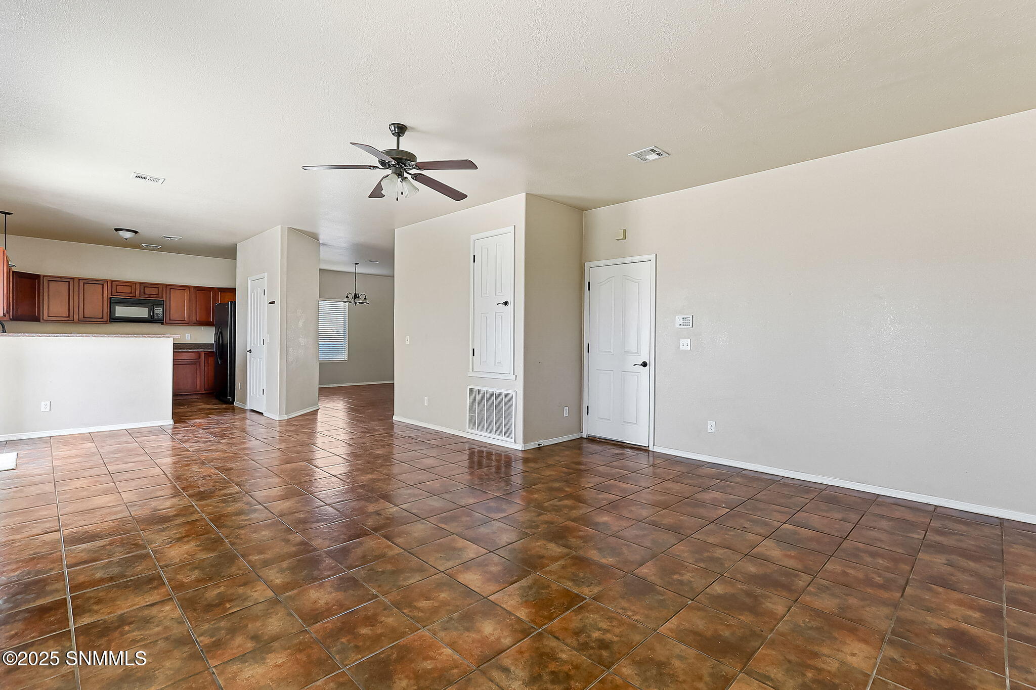 4731 Diamante Court Property Photo 11