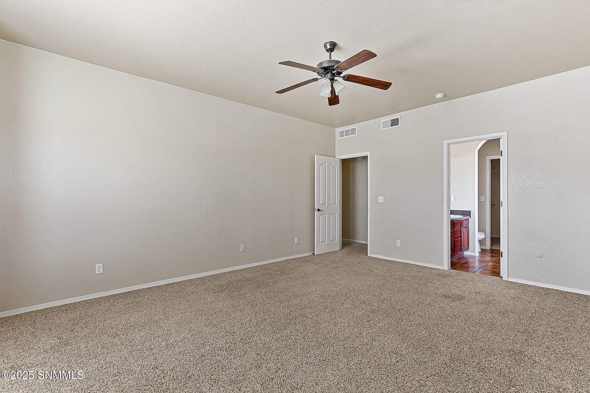 4731 Diamante Court Property Photo 31