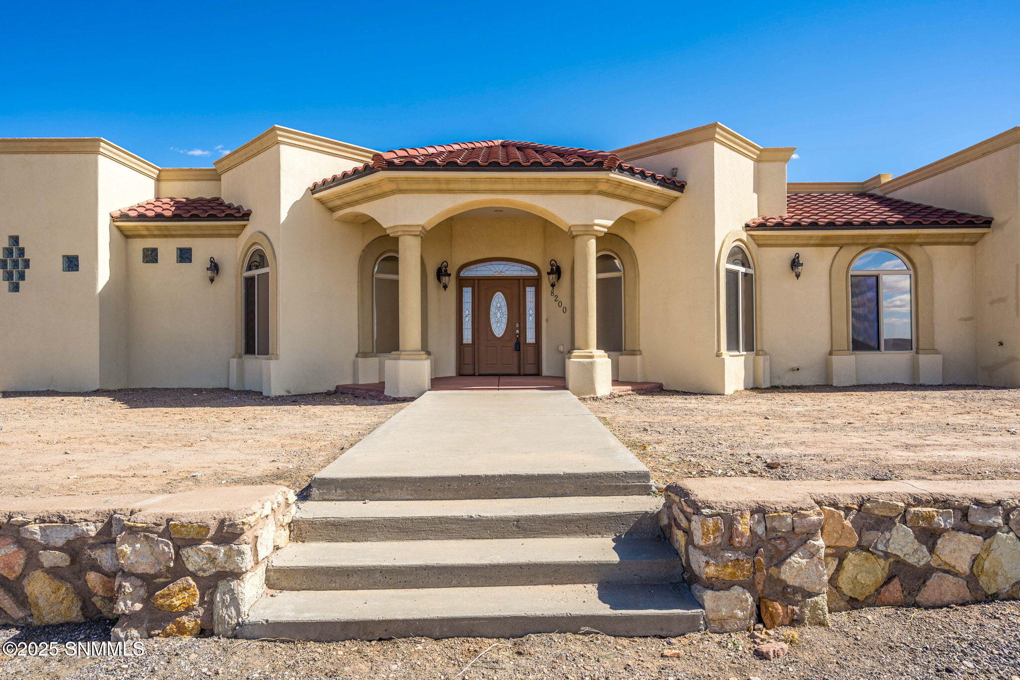 8200 Dripping Springs Road Property Photo 6