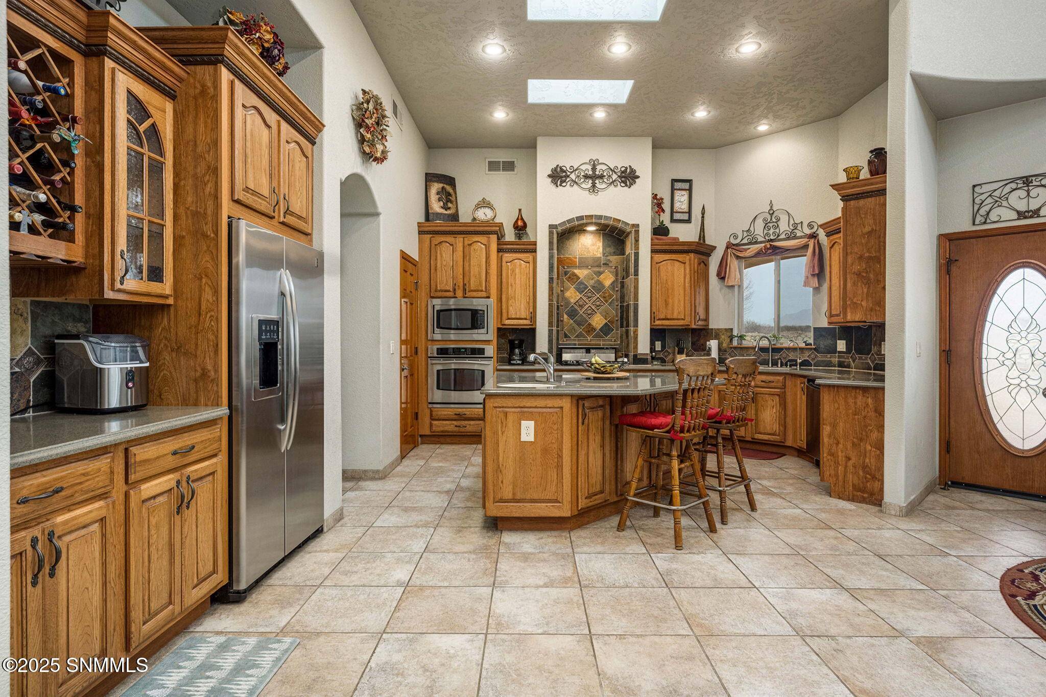8200 Dripping Springs Road Property Photo 10