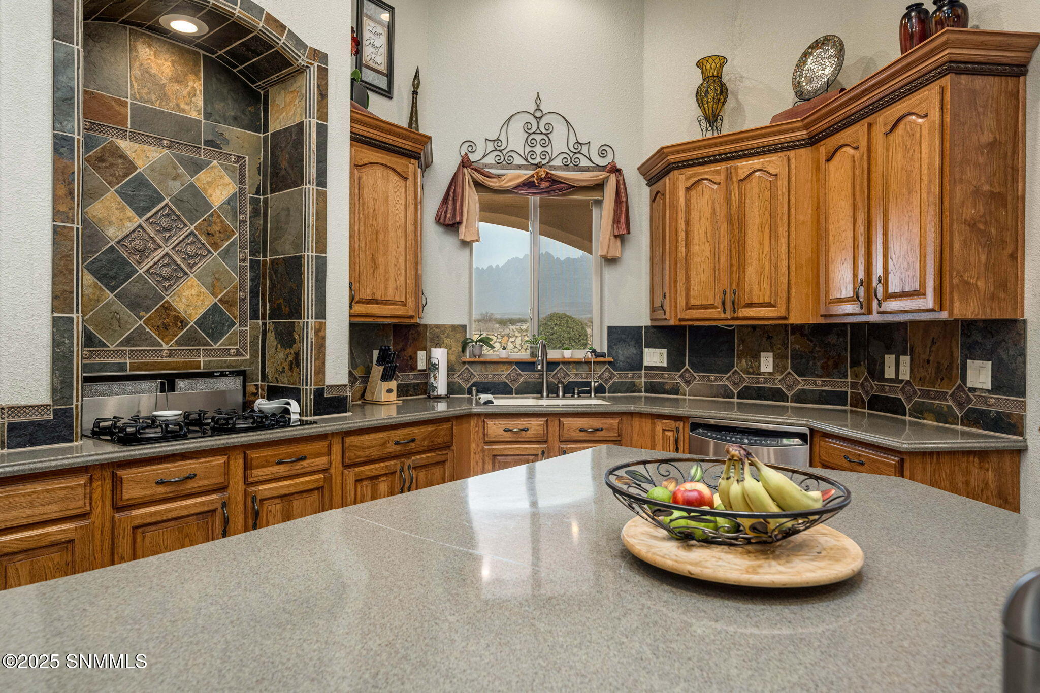 8200 Dripping Springs Road Property Photo 13