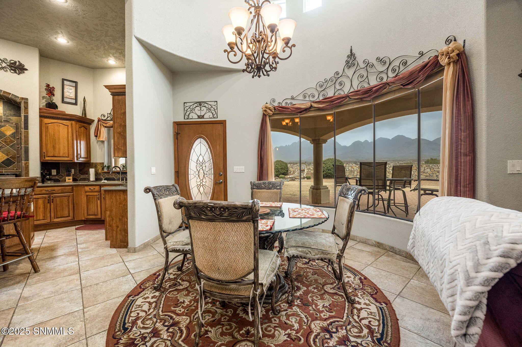 8200 Dripping Springs Road Property Photo 15