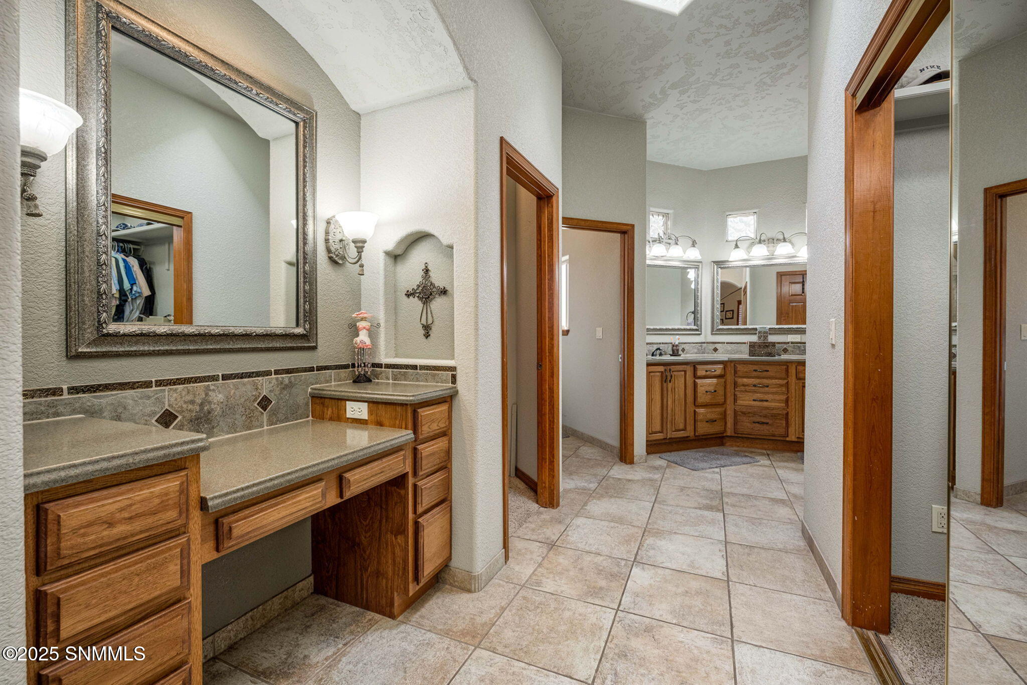 8200 Dripping Springs Road Property Photo 21
