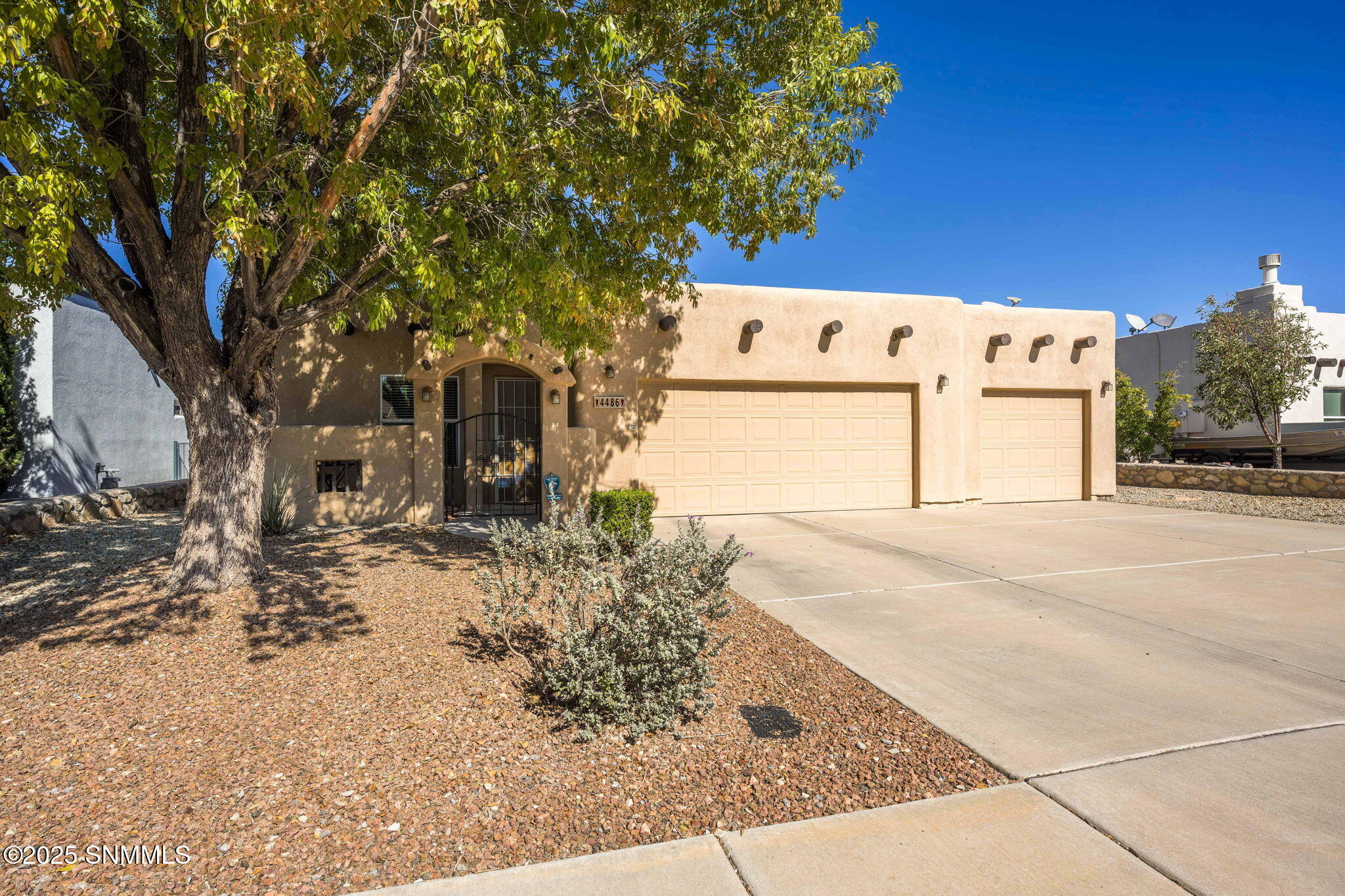 4486 Camino Dos Vidas Property Photo 2
