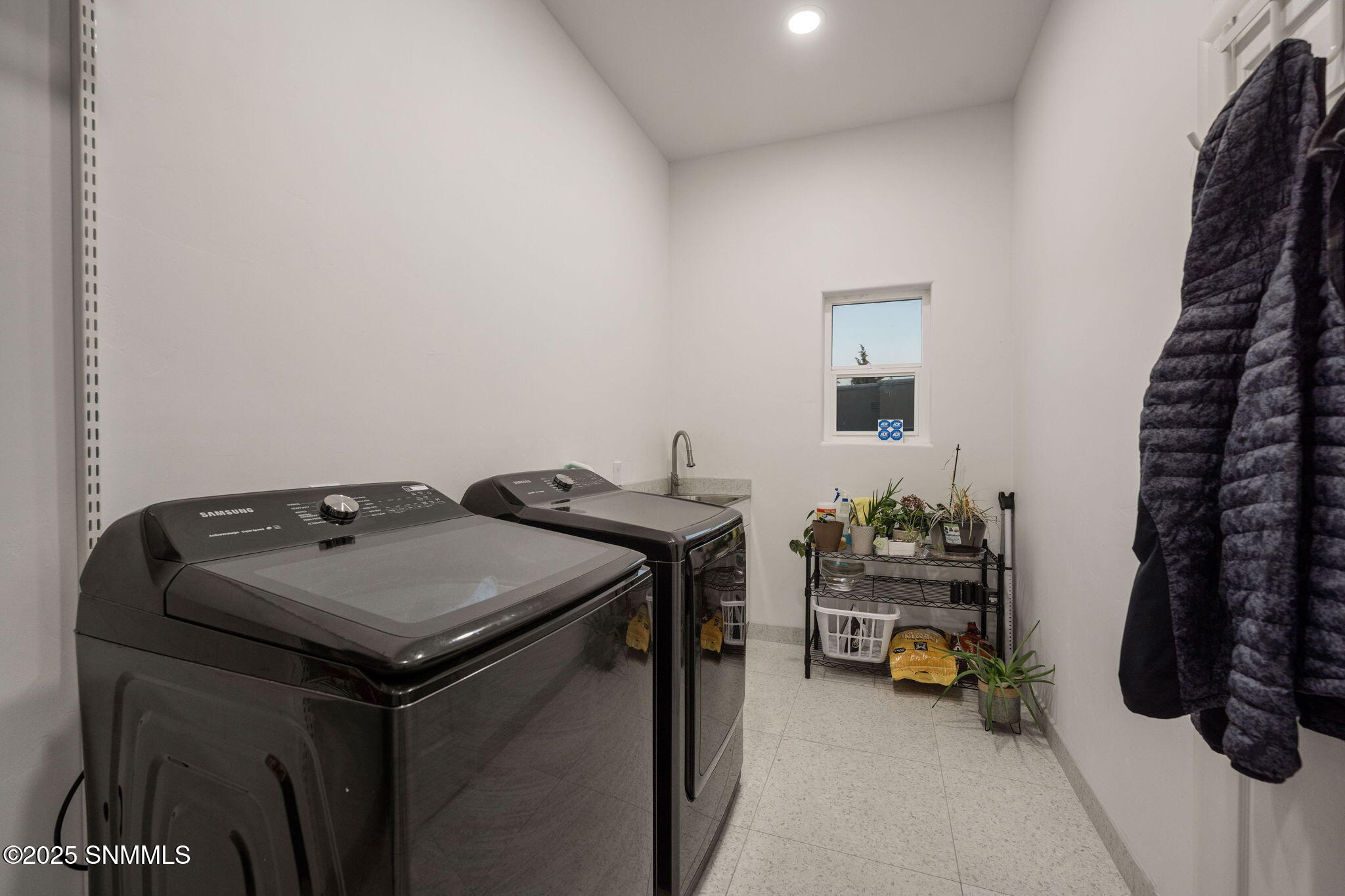 2985 E Springs Road Property Photo 48
