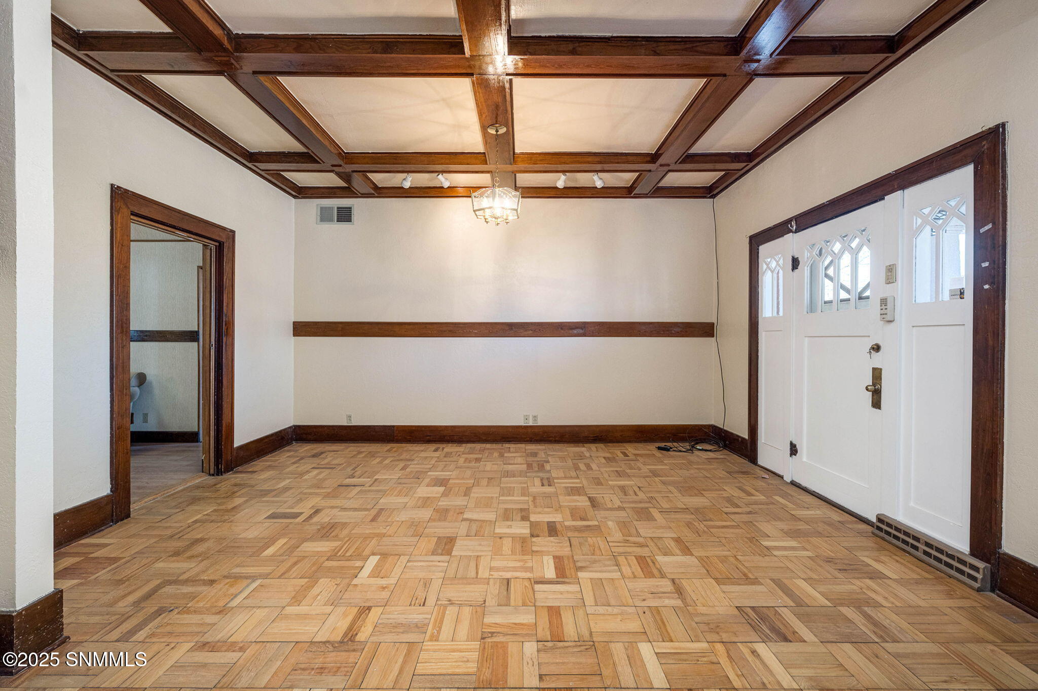 214 S Tin Street Property Photo 9