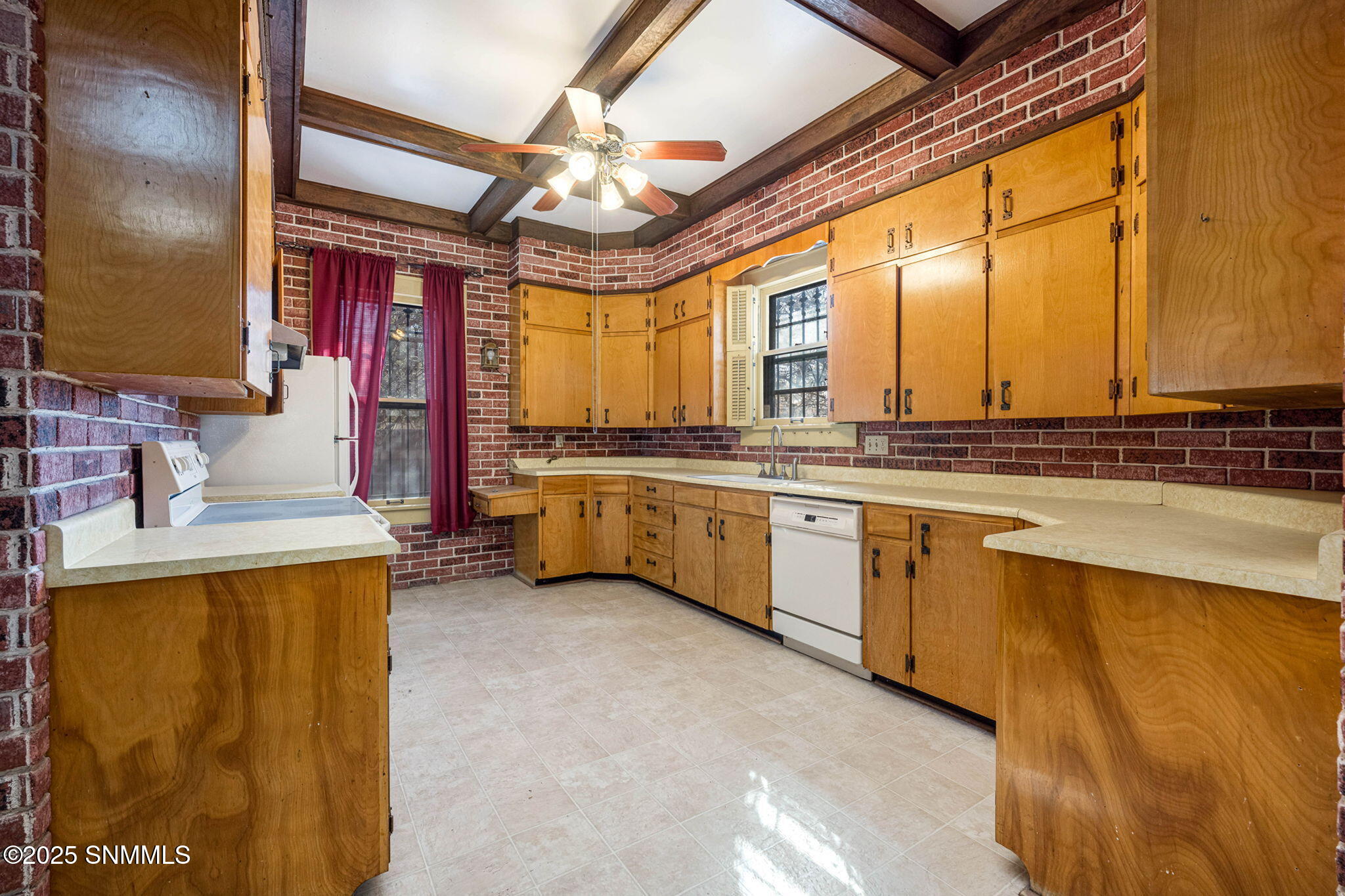 214 S Tin Street Property Photo 15