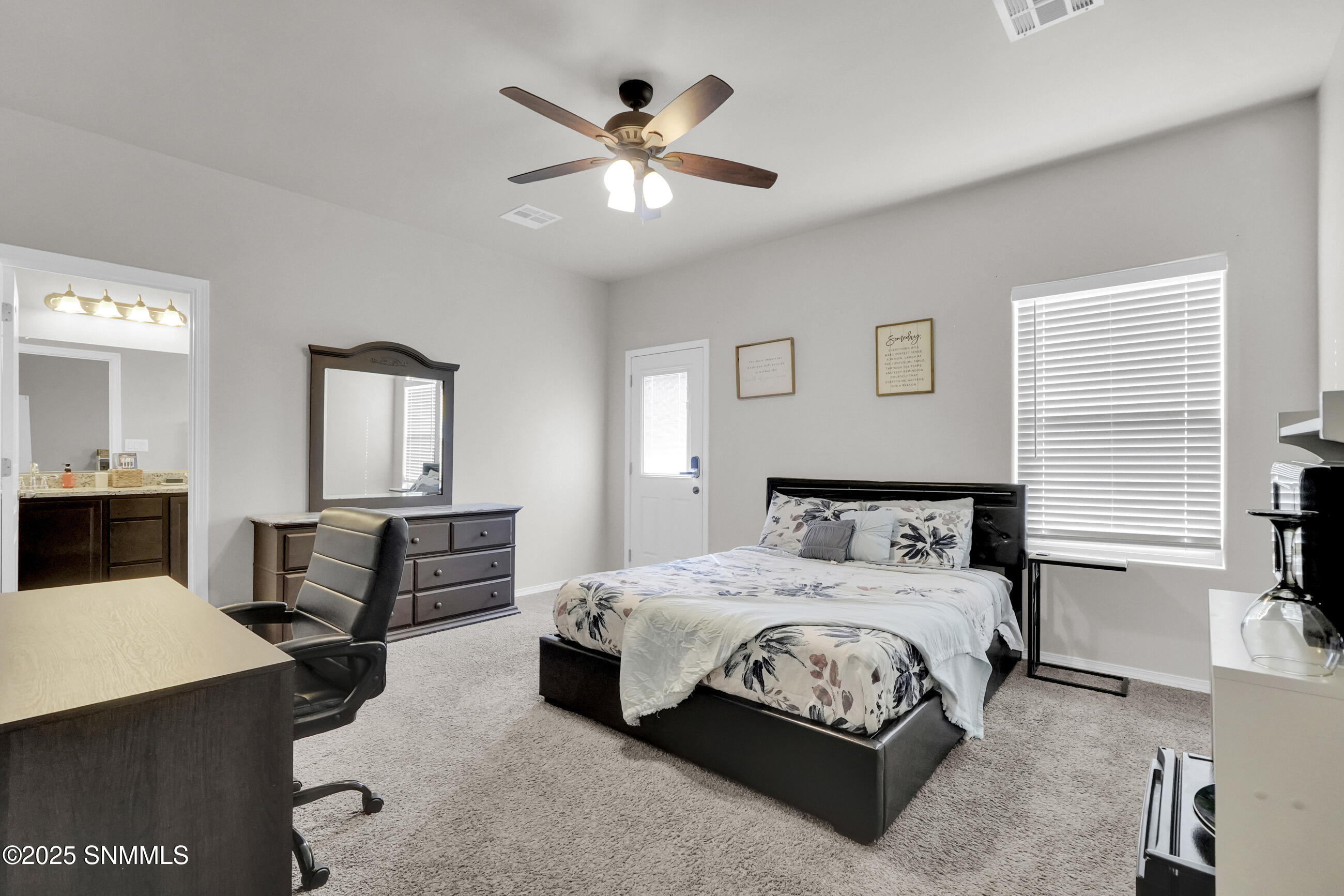 7021 Silver Spur Street Property Photo 9