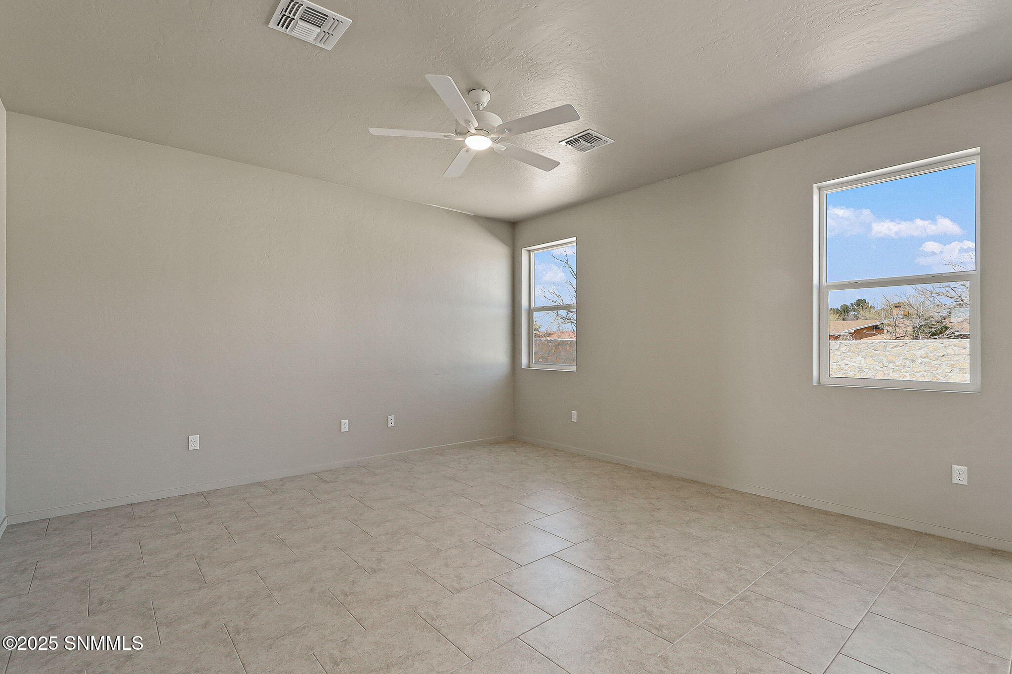 3565 Hibiscus Lane Property Photo 11