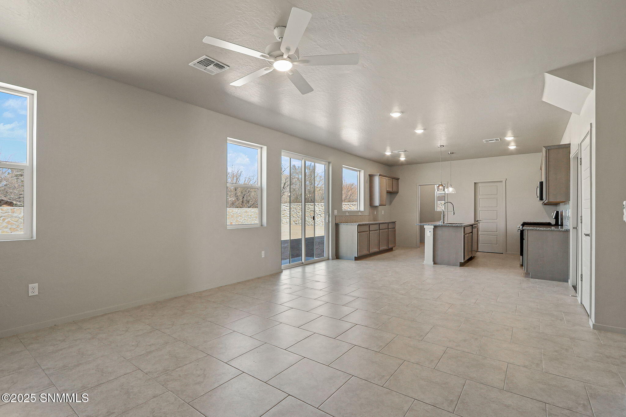 3565 Hibiscus Lane Property Photo 12