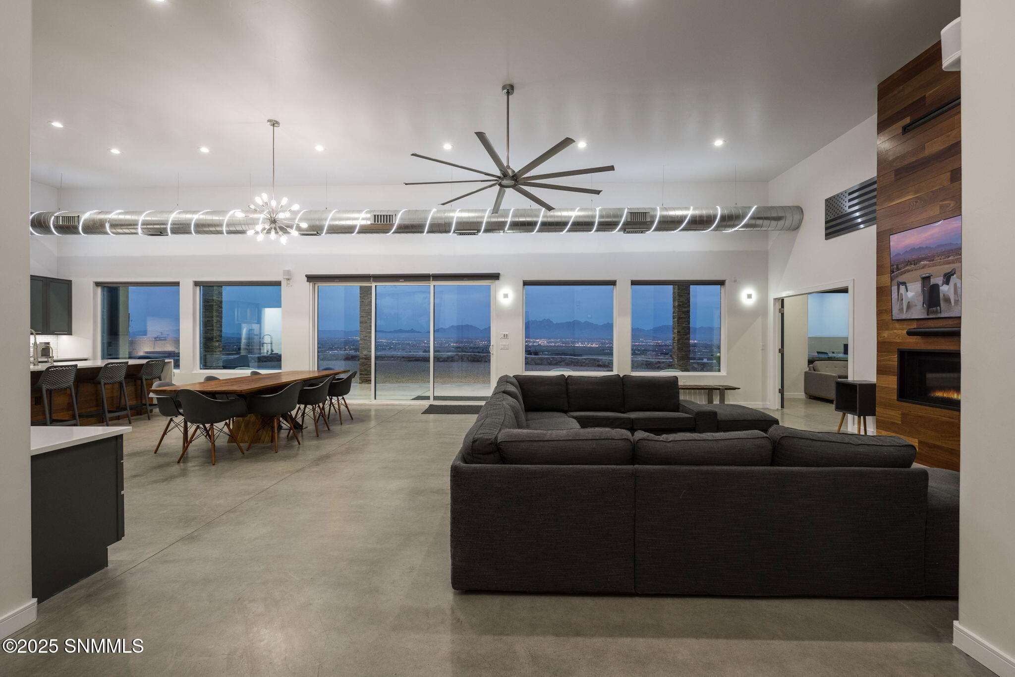 6006 Lark Spur Court Property Photo 10