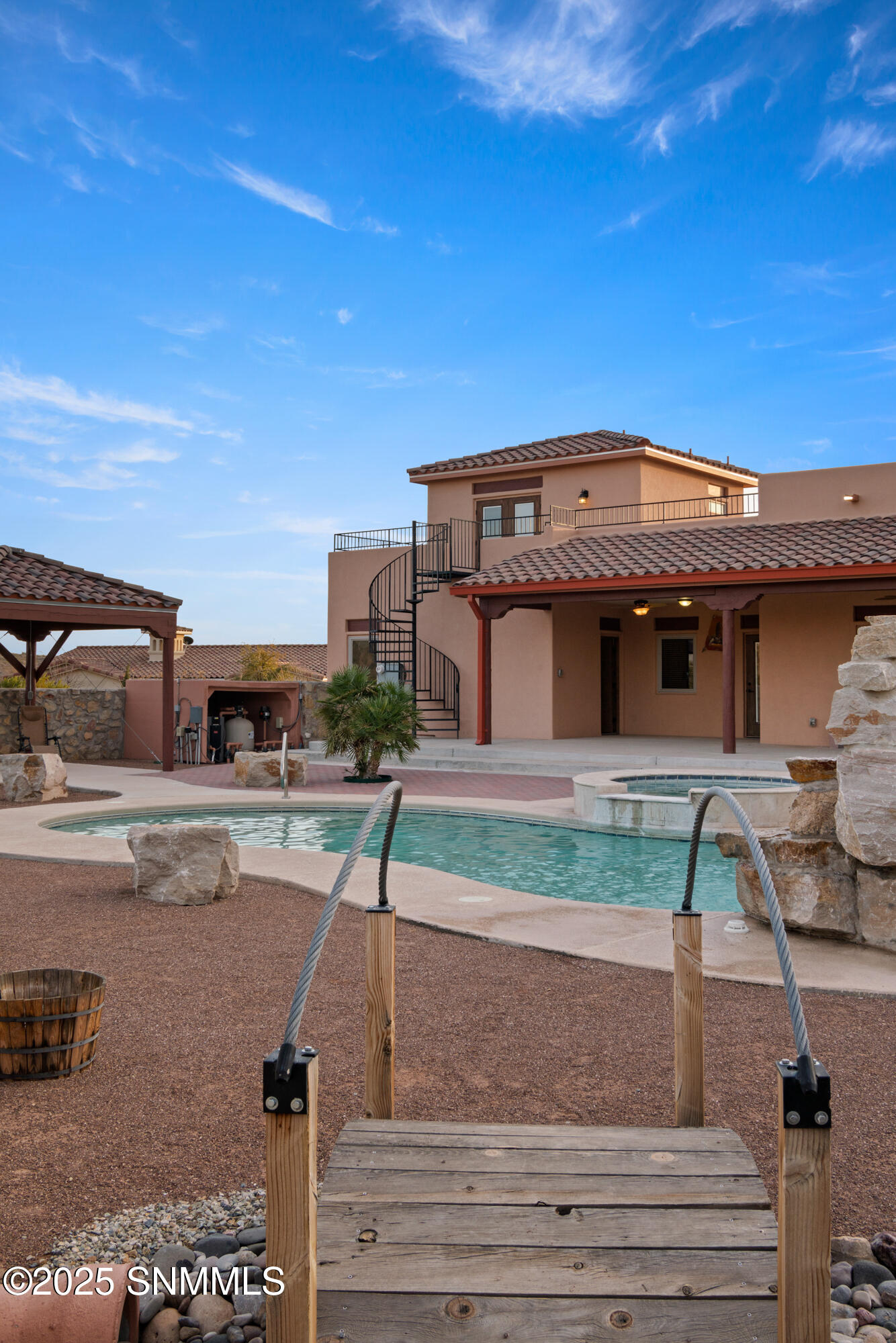 5668 Via Estrella Property Photo 4