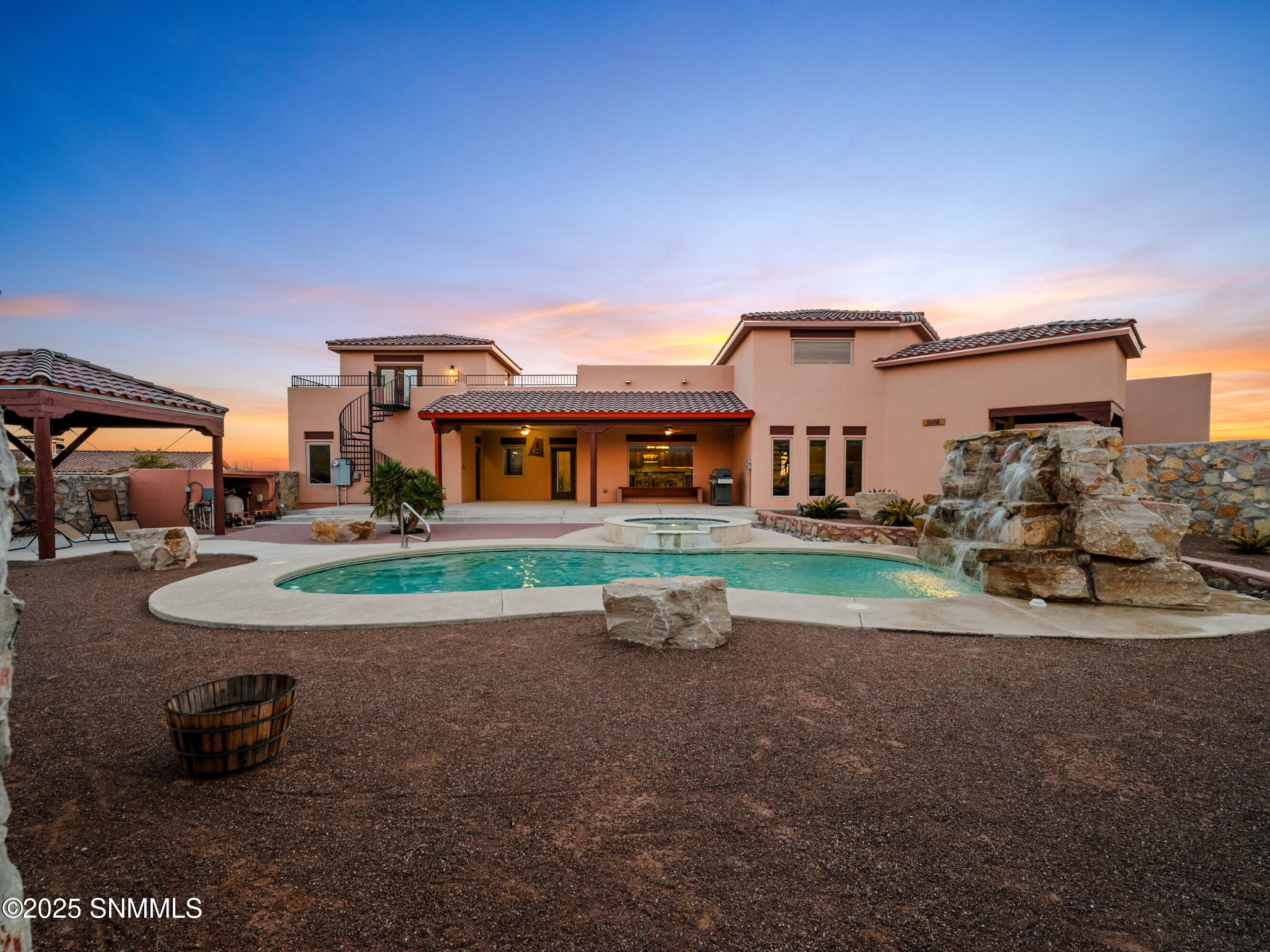 5668 Via Estrella Property Photo 5