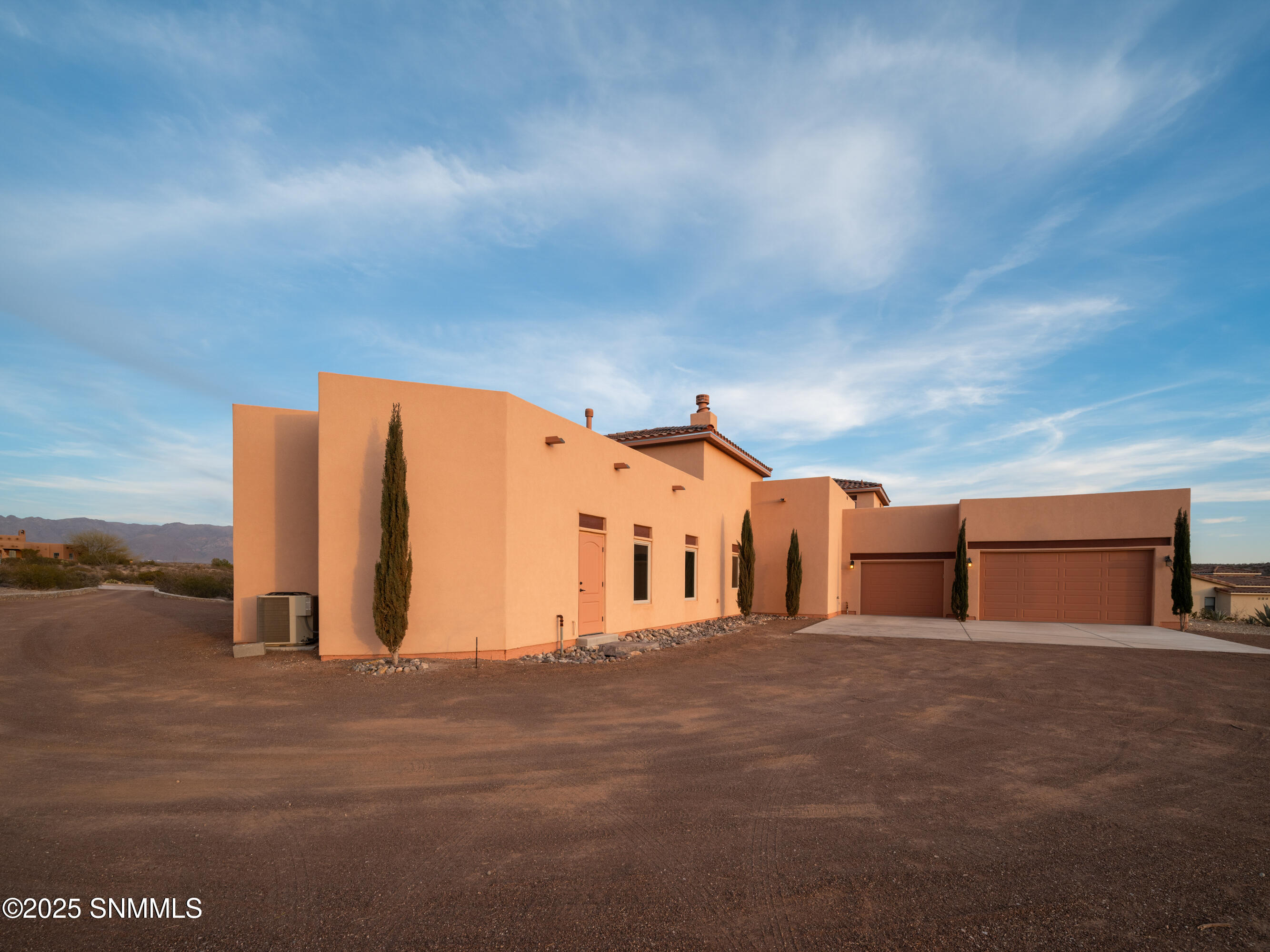 5668 Via Estrella Property Photo 6