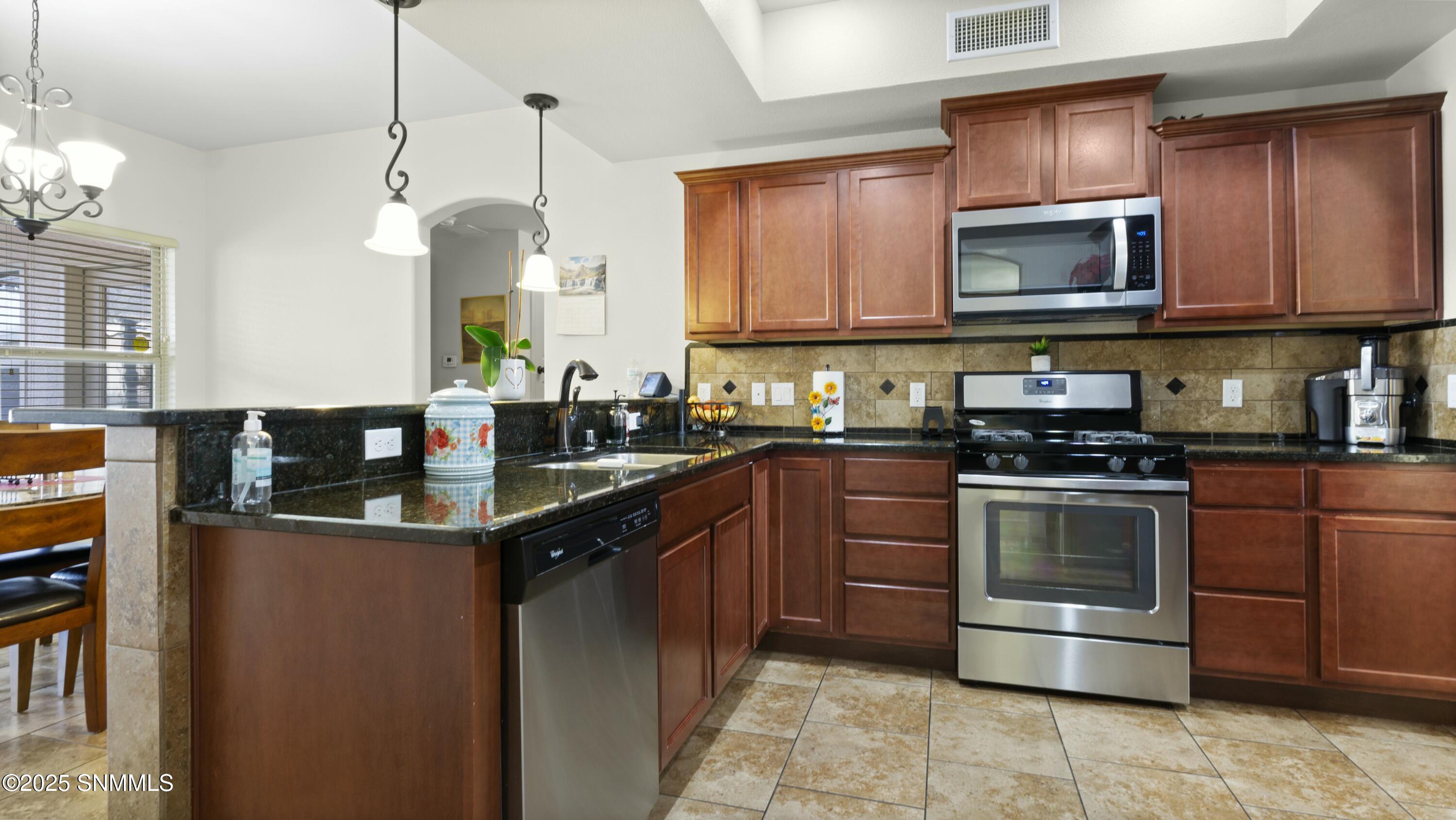 4582 Rimrock Court Property Photo 18