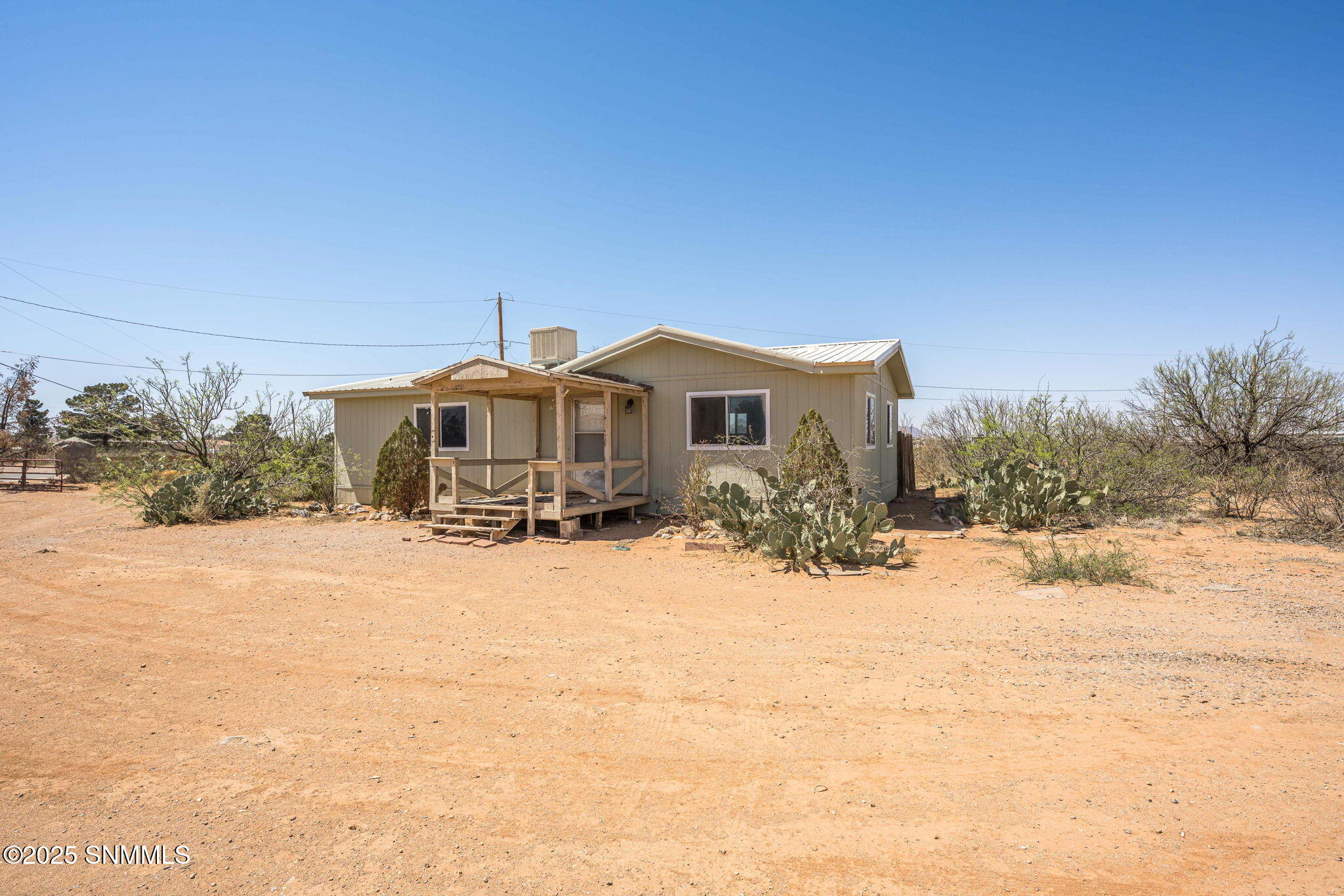 8055 Stanley Road Property Photo 3