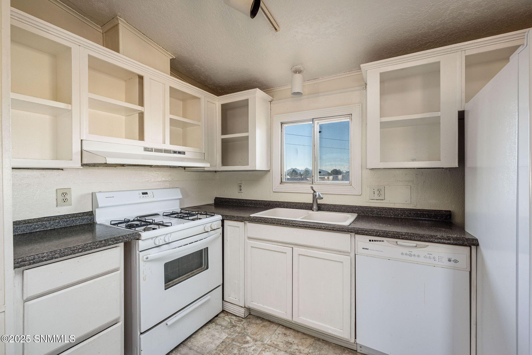8055 Stanley Road Property Photo 13