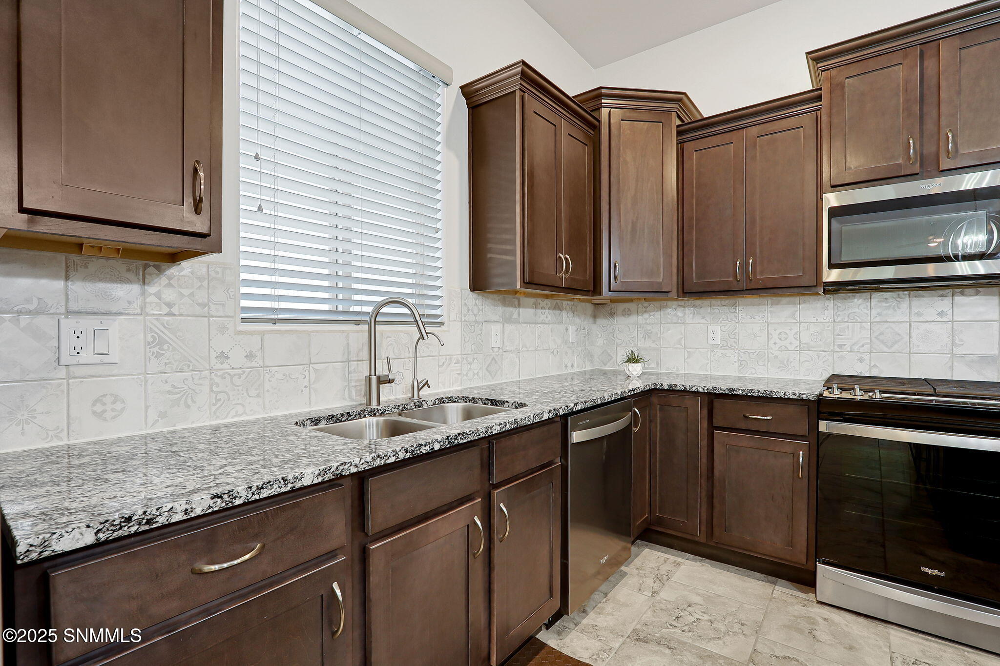 4115 Bravia Dove Loop Property Photo 13