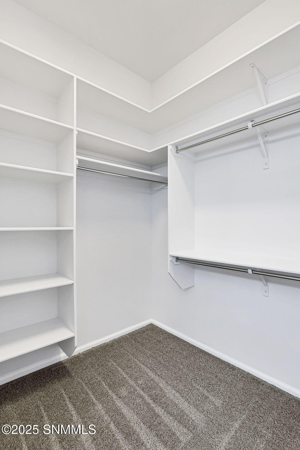 4115 Bravia Dove Loop Property Photo 27