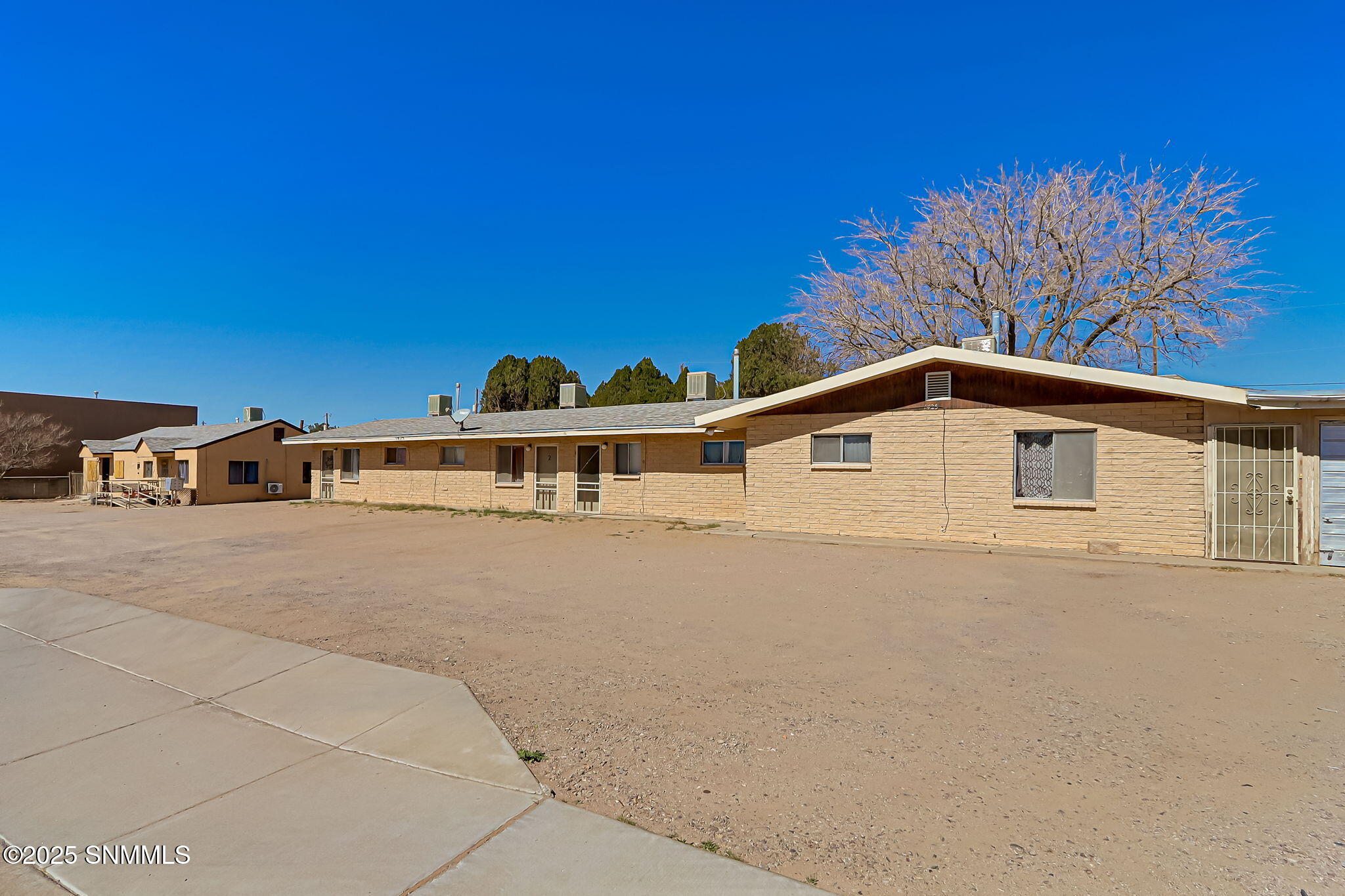 1423 -1425 Monte Vista Avenue Property Photo