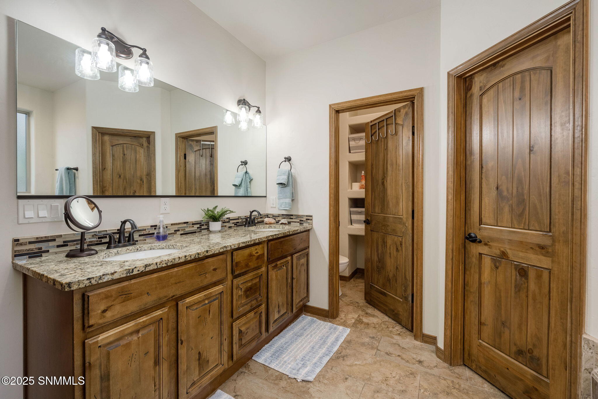 102 Sitka Deer Street Property Photo 20