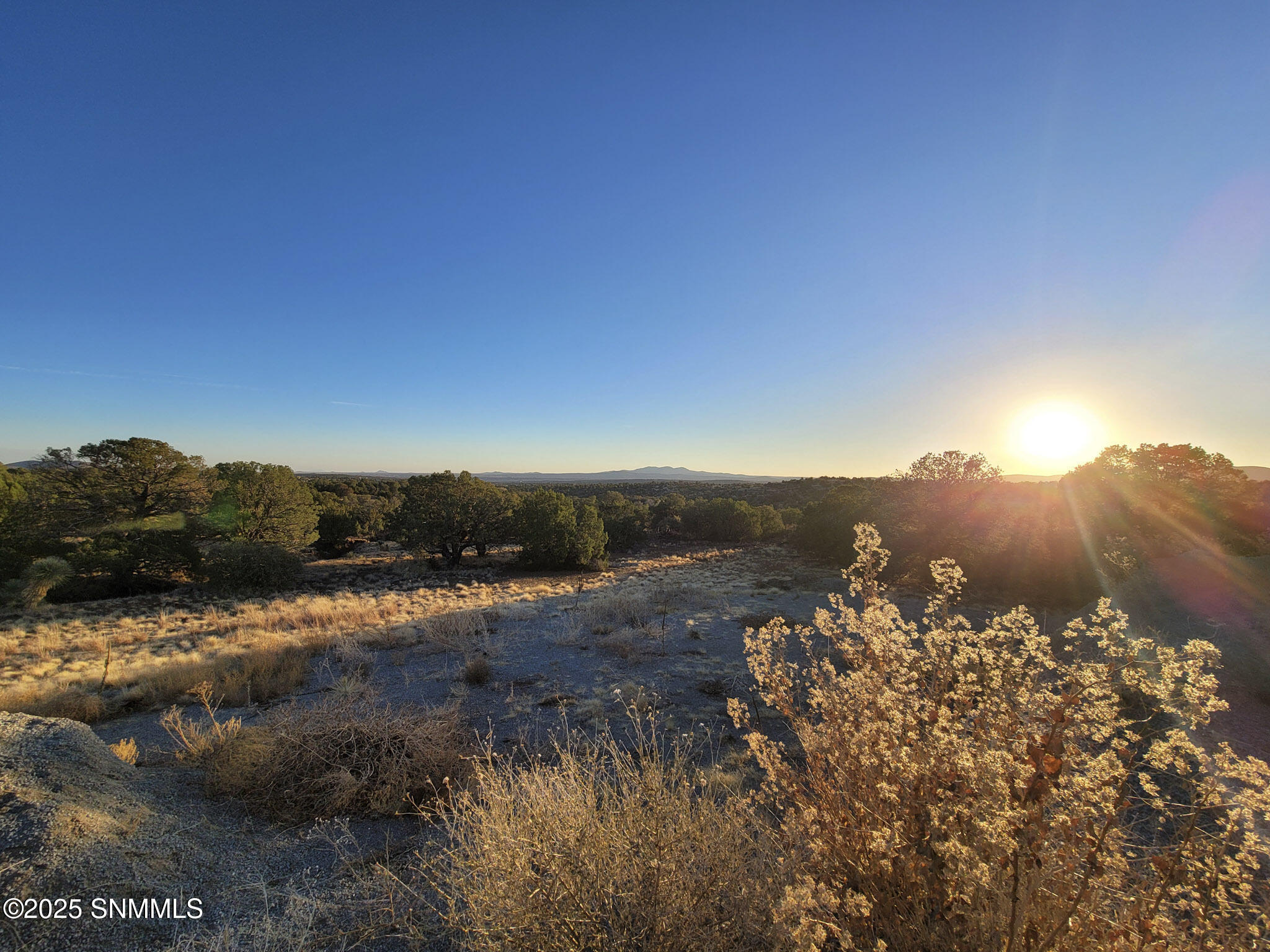 Unsubdivided Silver City Real Estate Listings Main Image