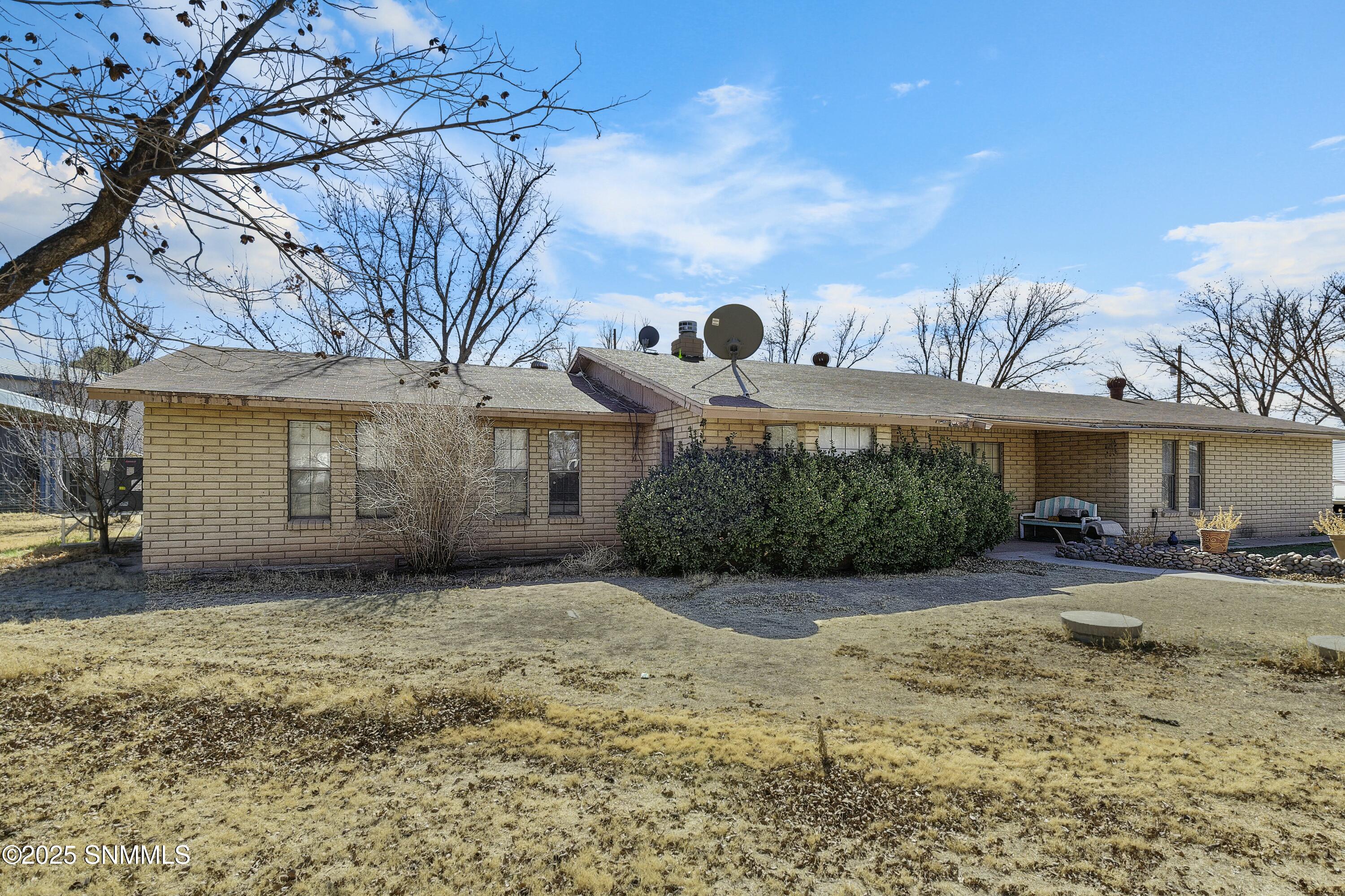1500 Railroad Road Property Photo 3