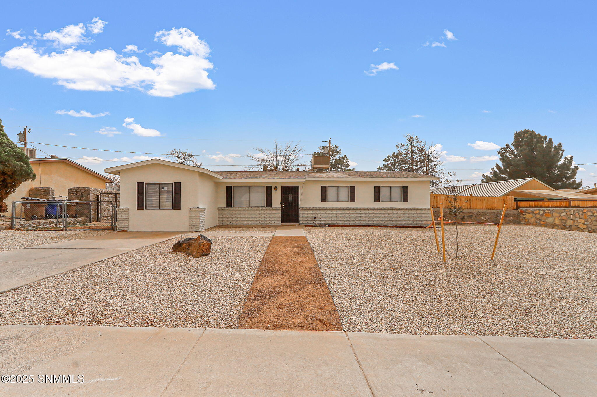 1812 Juniper Avenue Property Photo