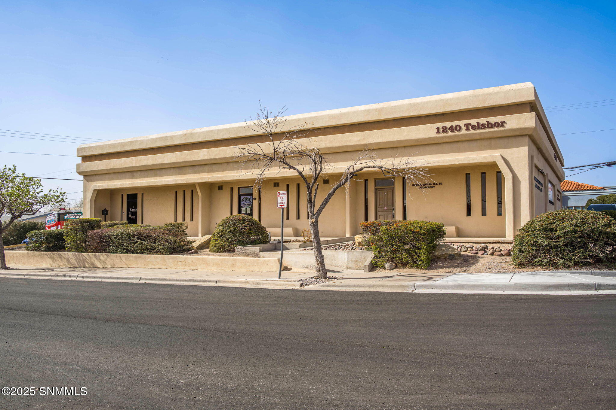 Telshor Boulevard Real Estate Listings Main Image