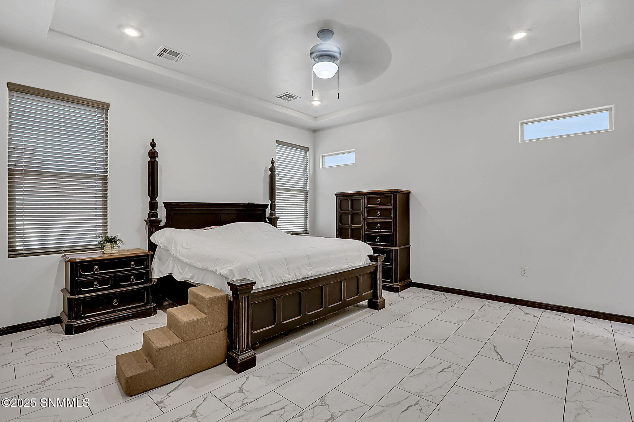 6097 Arosa Street Property Photo 23