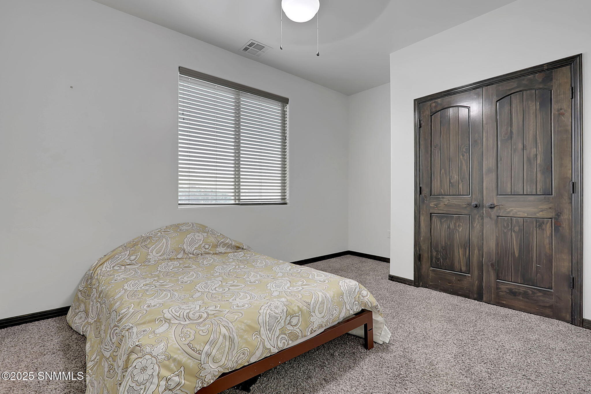 6097 Arosa Street Property Photo 28