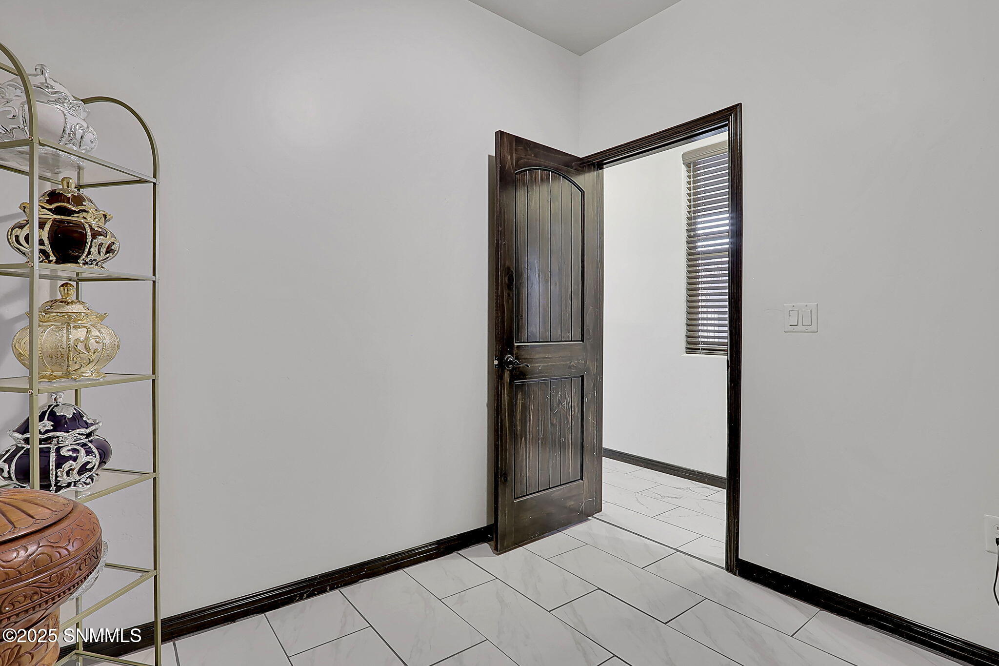 6097 Arosa Street Property Photo 37