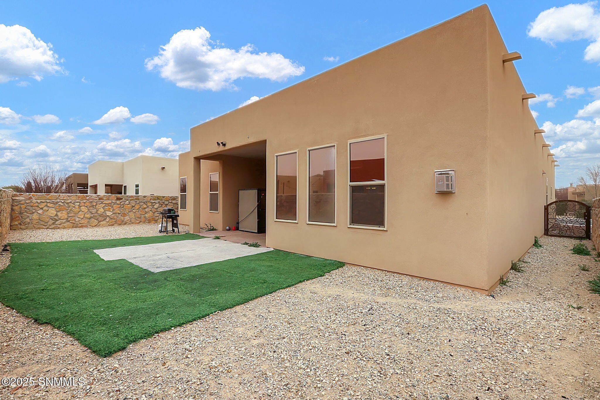 6097 Arosa Street Property Photo 42