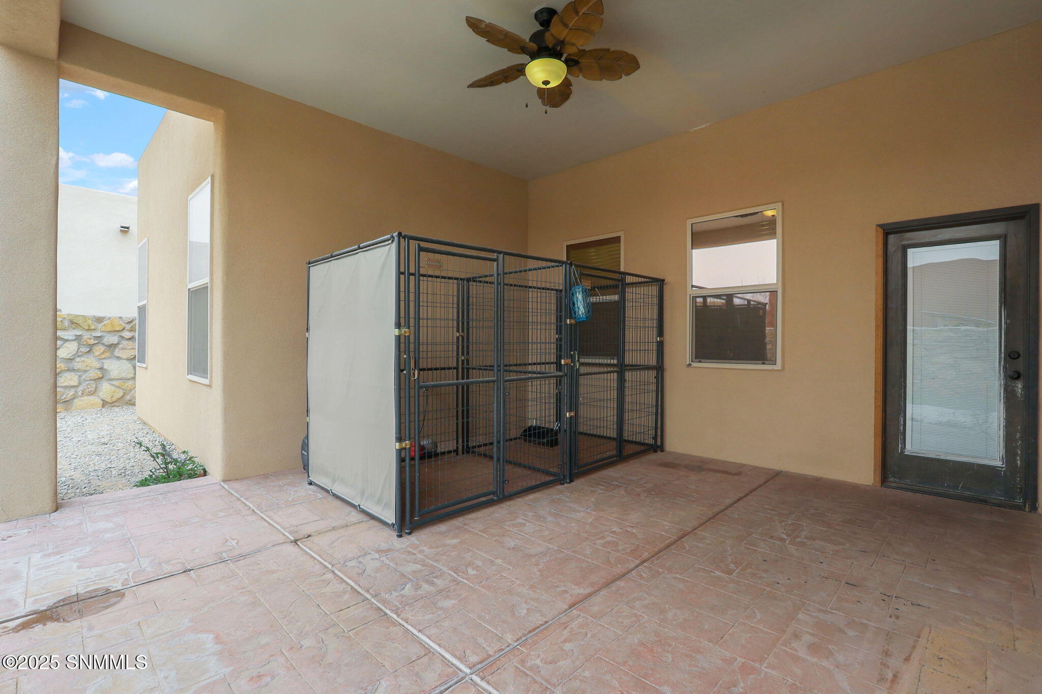 6097 Arosa Street Property Photo 44