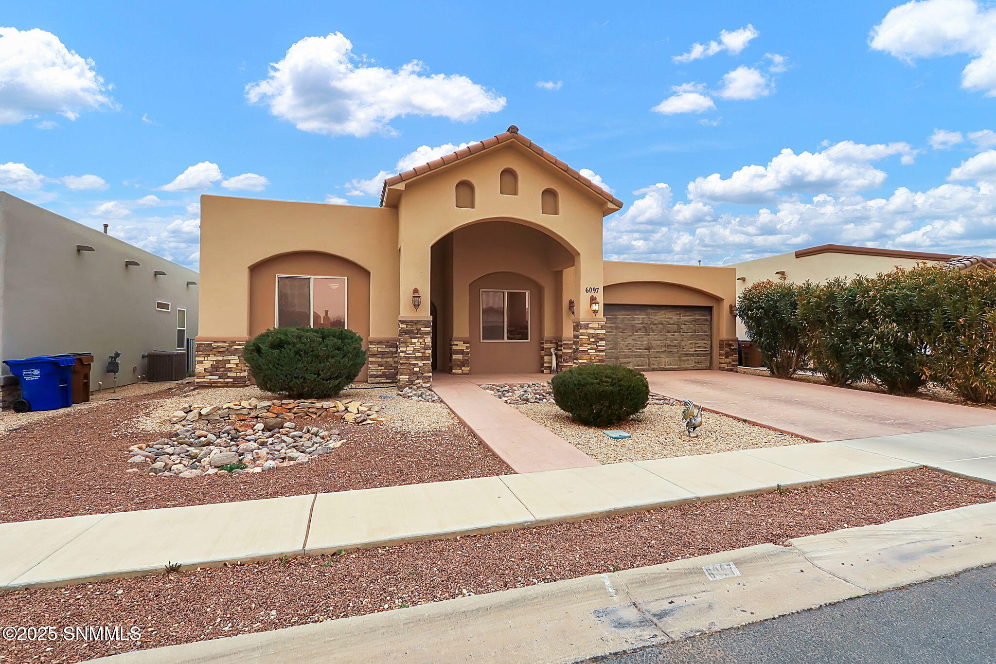 6097 Arosa Street Property Photo 45