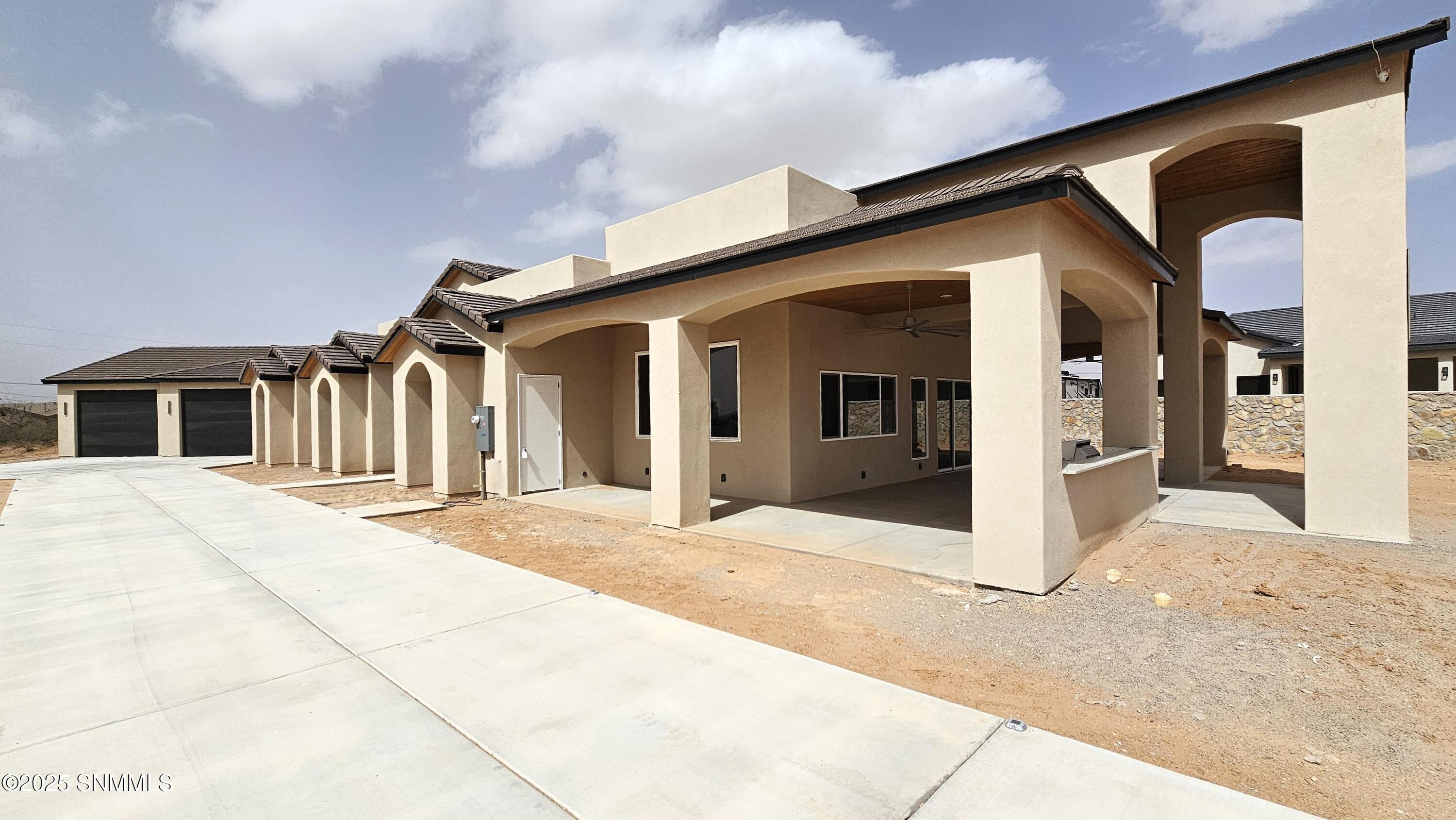 4631 Mesa Rico Drive Property Photo