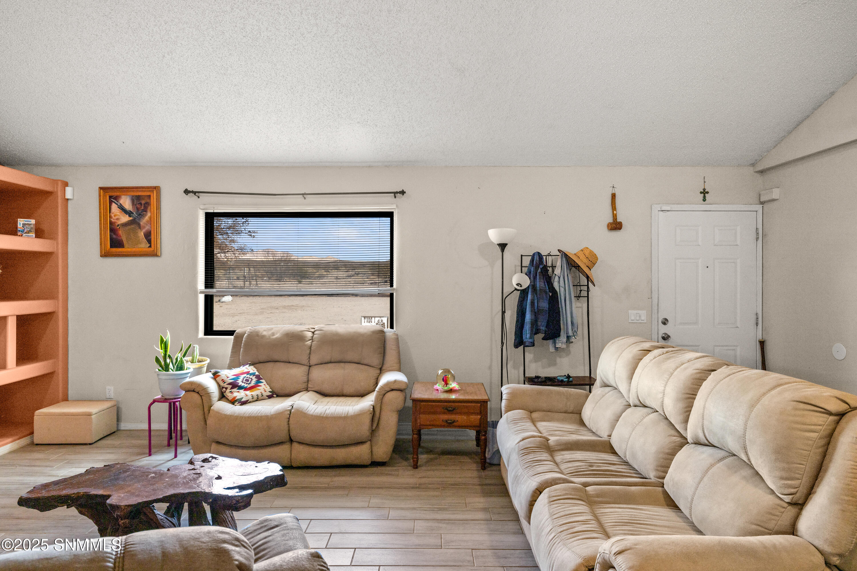 10021 Embarcadero Road Property Photo 8