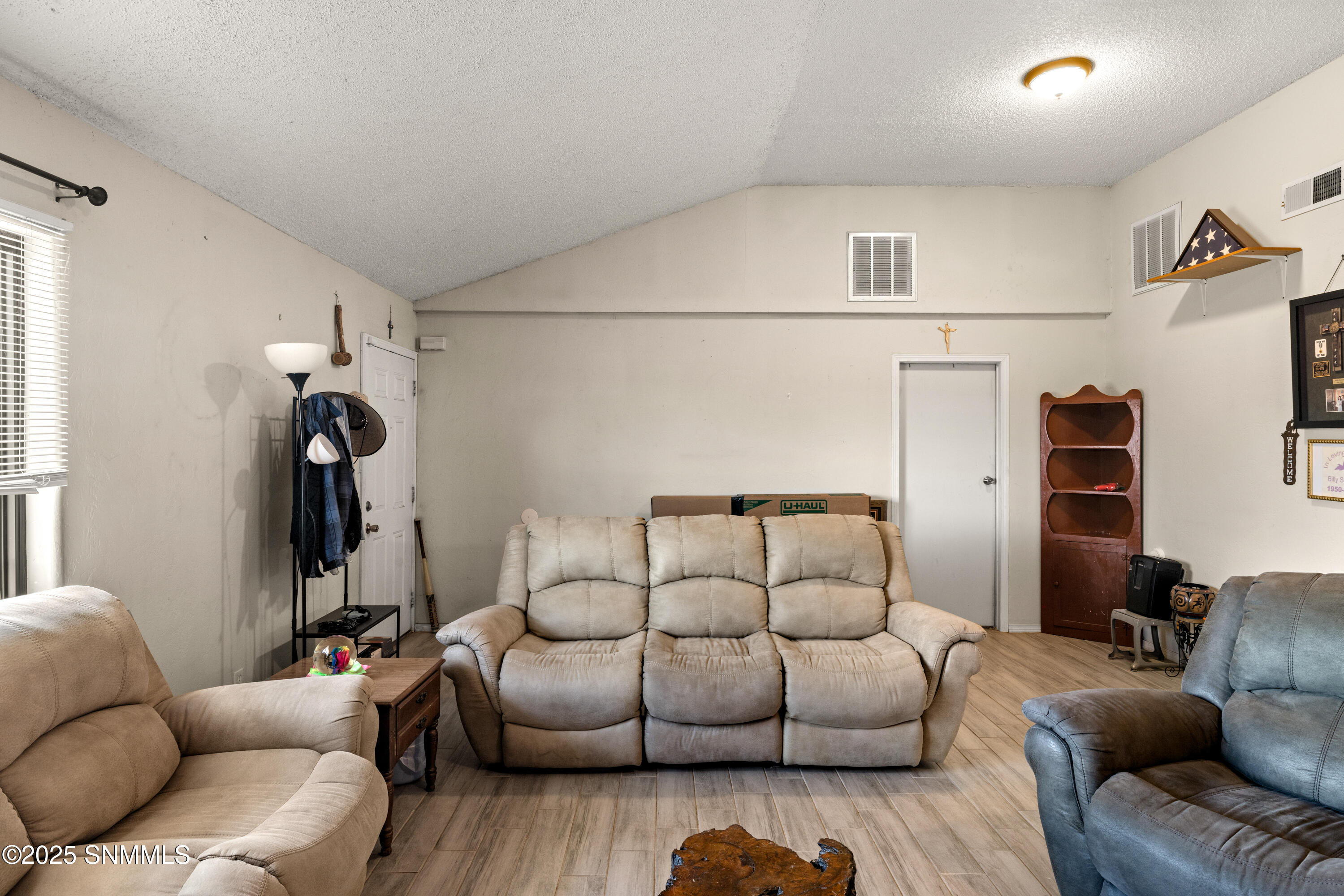 10021 Embarcadero Road Property Photo 9