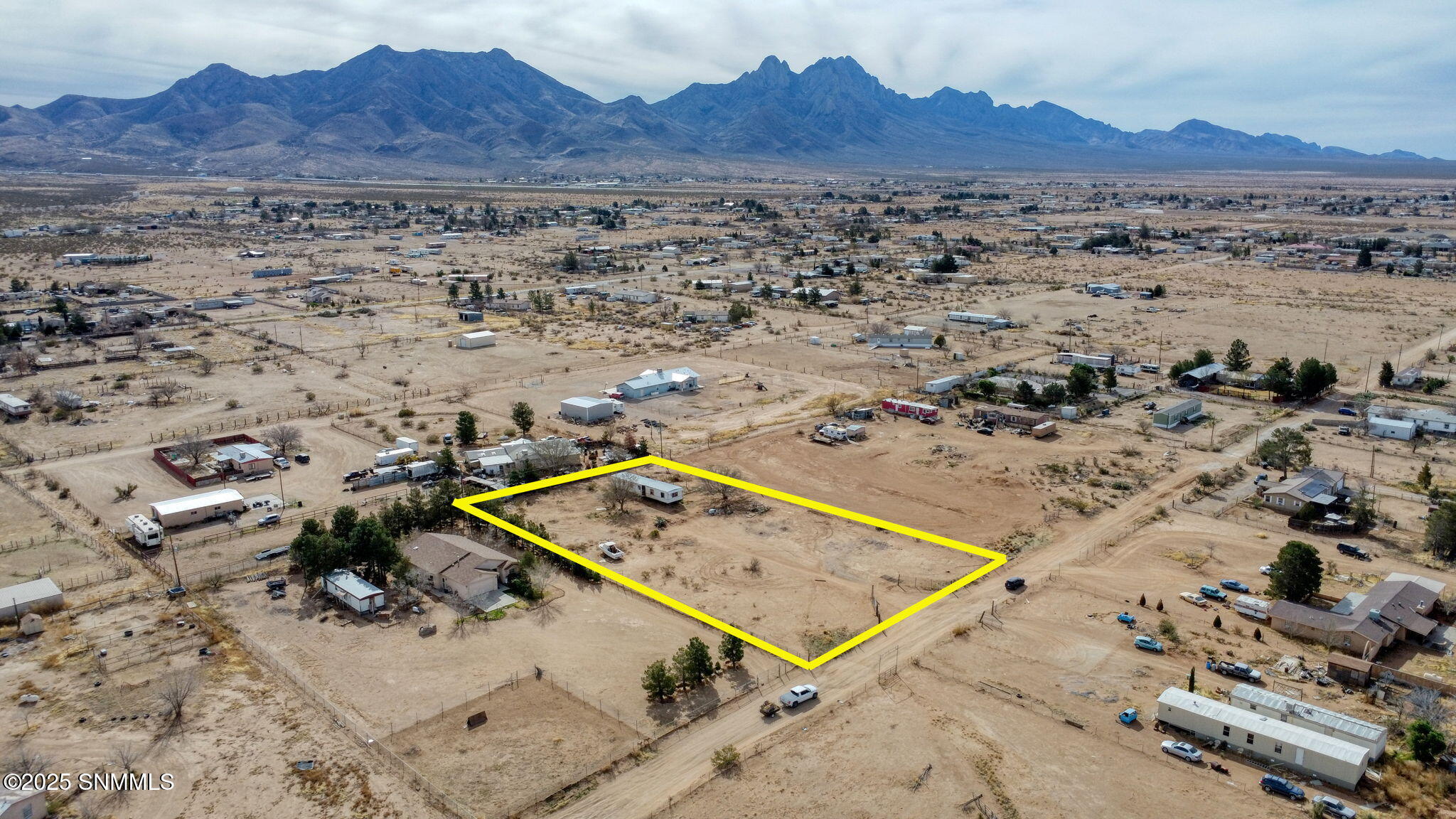 6850 Fox Road Property Photo 1
