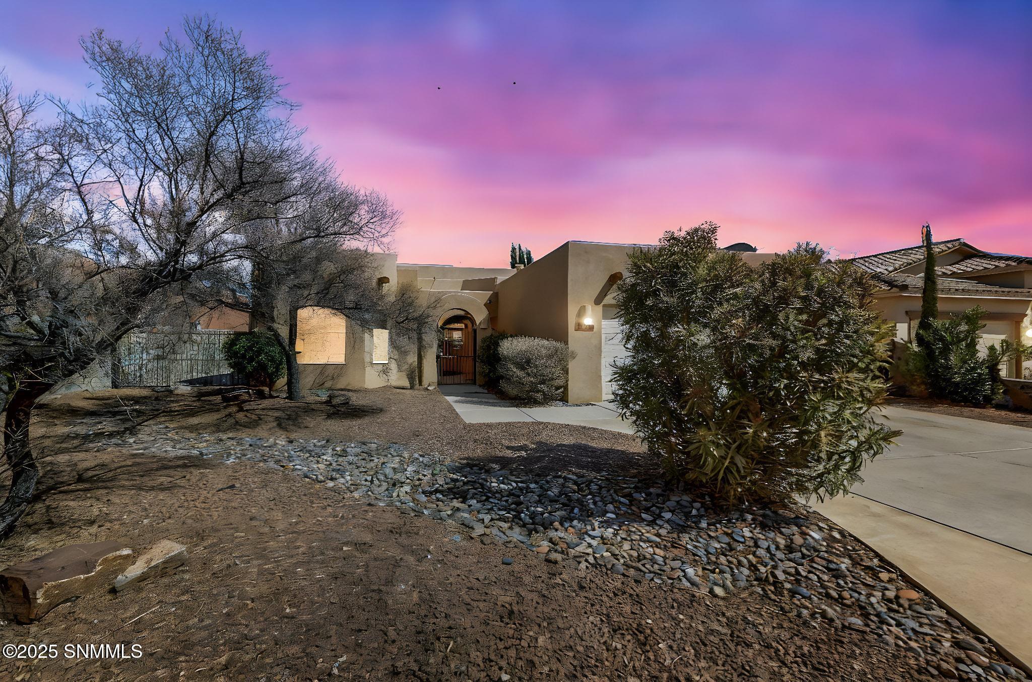 3540 Cave Creek Manor Property Photo