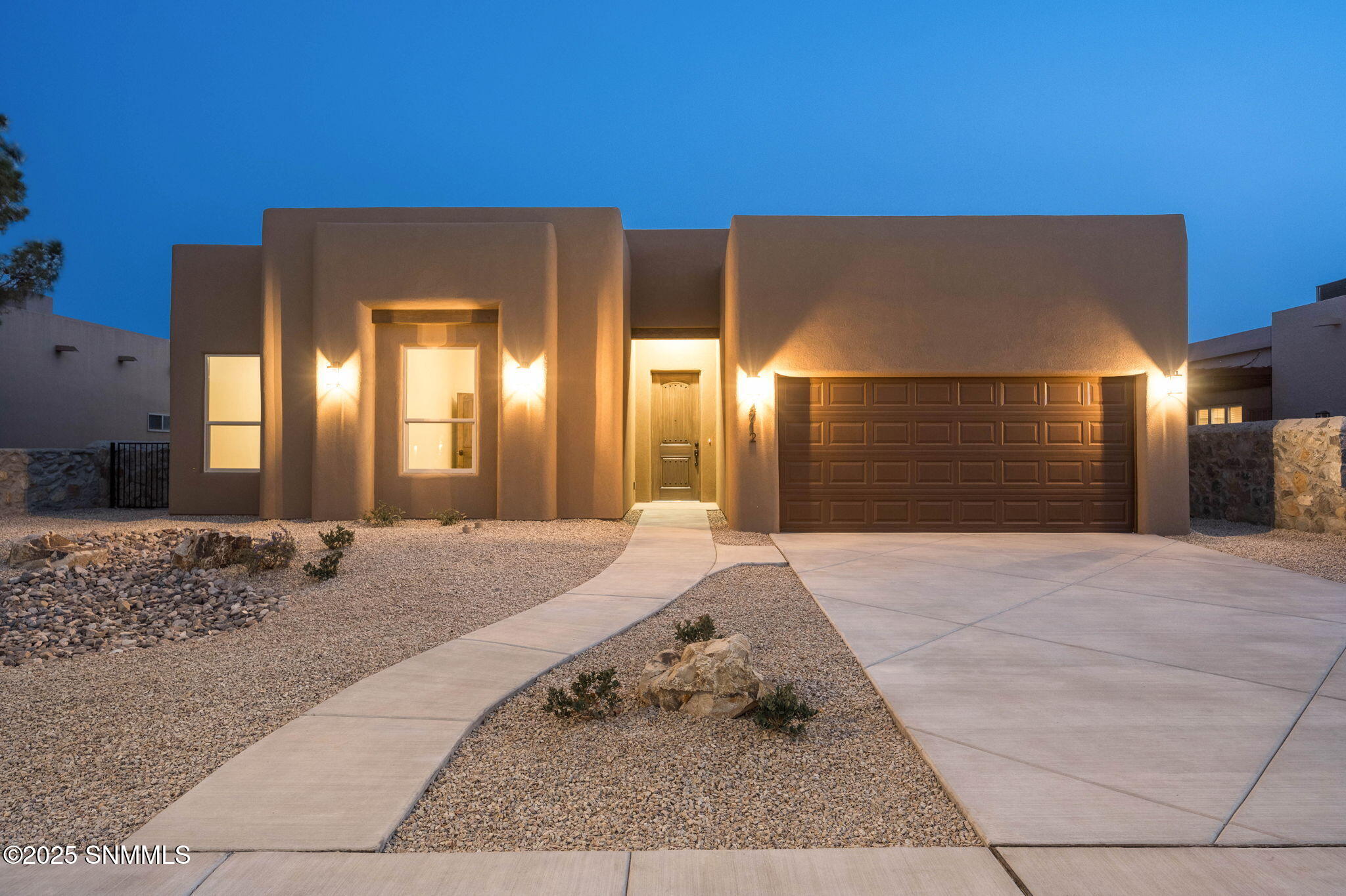 4712 Sun Canyon Road Property Photo