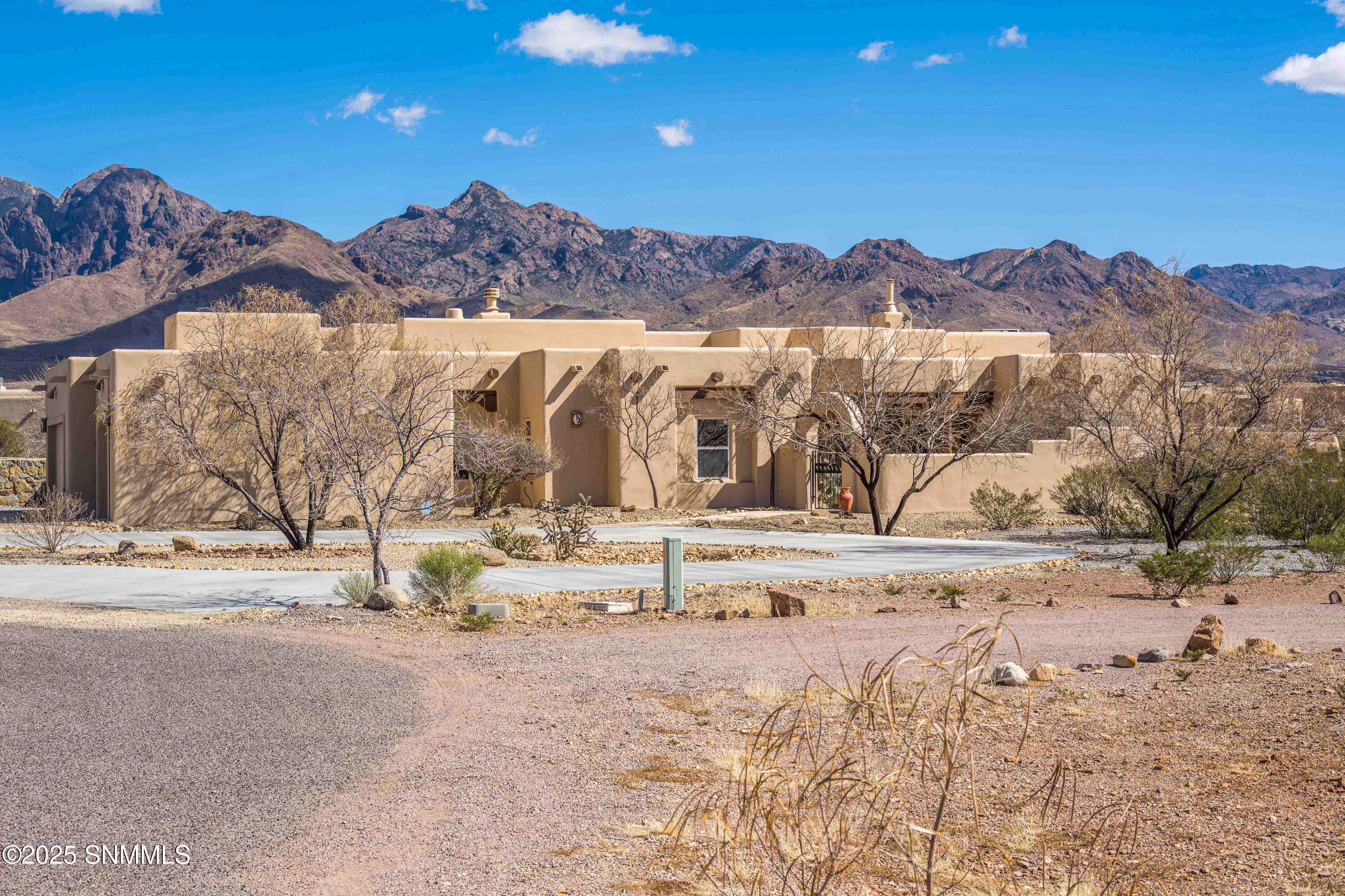 8914 Apache Plume Court Property Photo